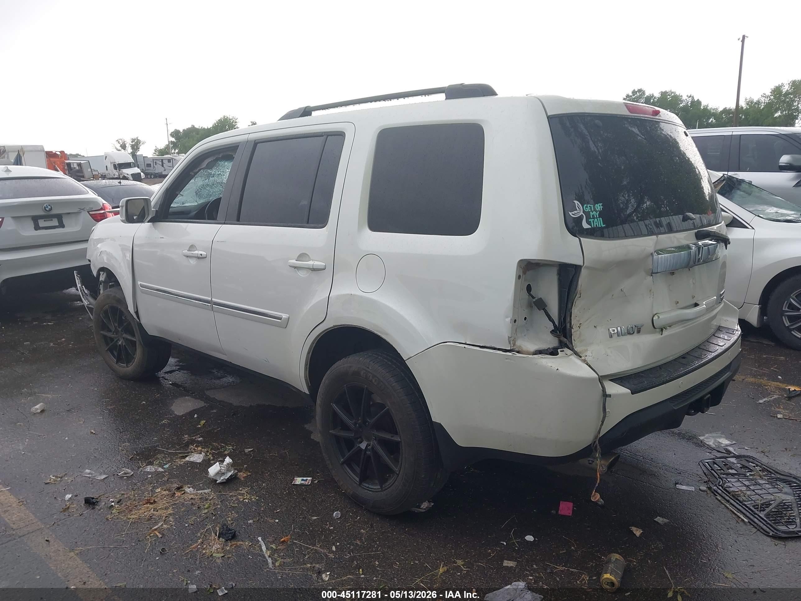 2014 Honda Pilot Touring White vin: 5FNYF4H91EB041595