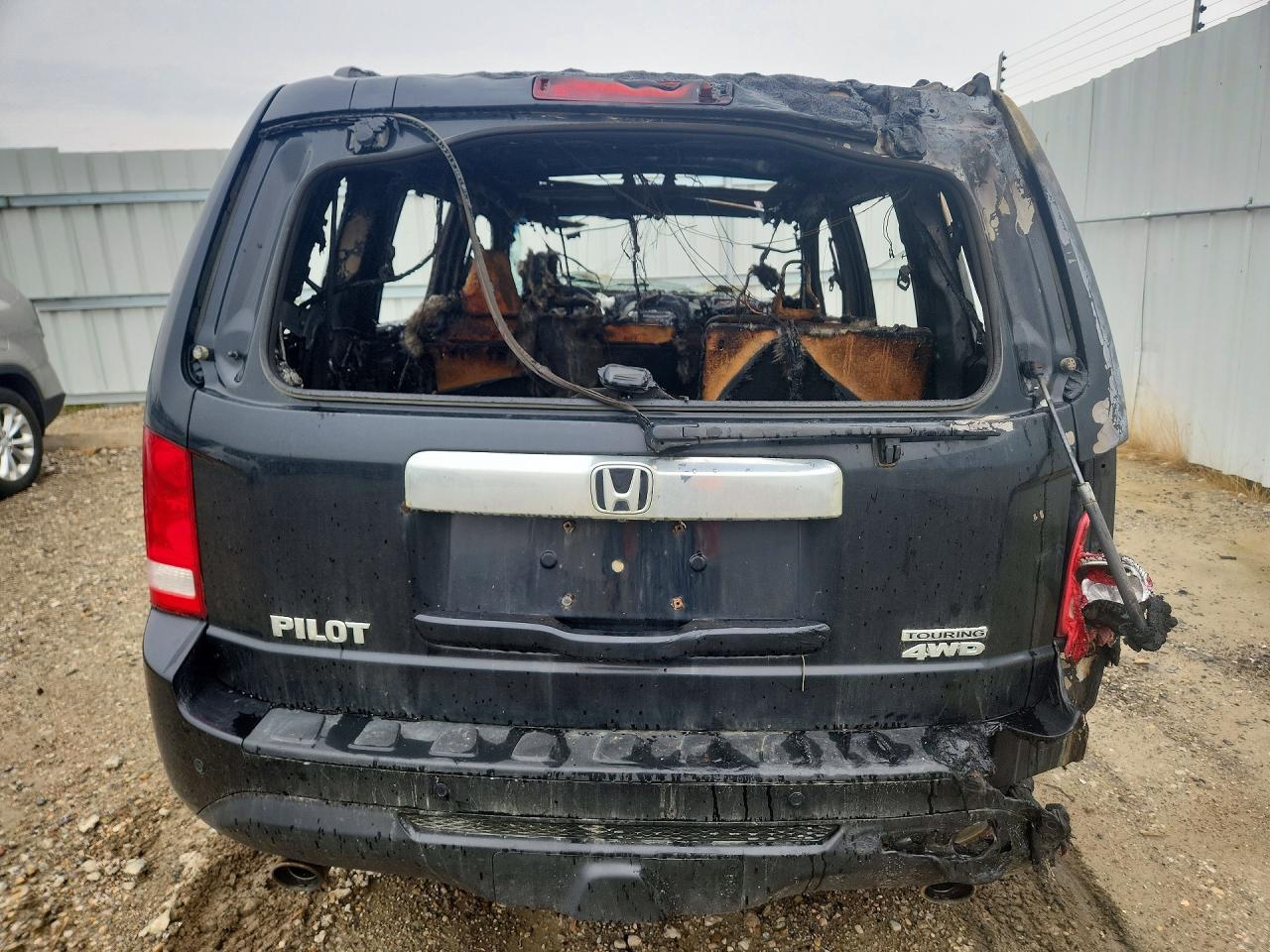 2014 Honda Pilot Touring Черный vin: 5FNYF4H91EB503377