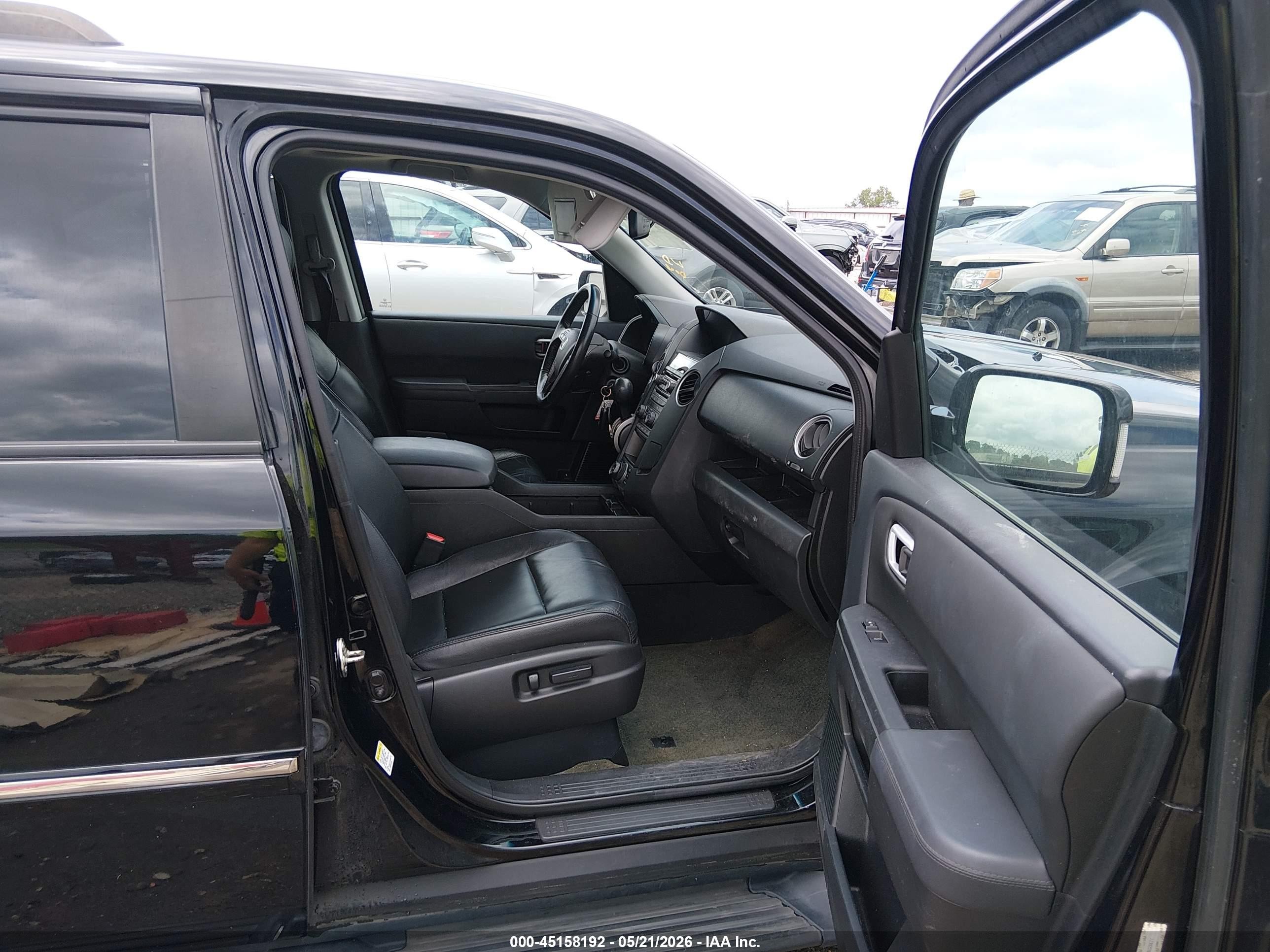 2015 Honda Pilot Touring Black vin: 5FNYF4H91FB028671