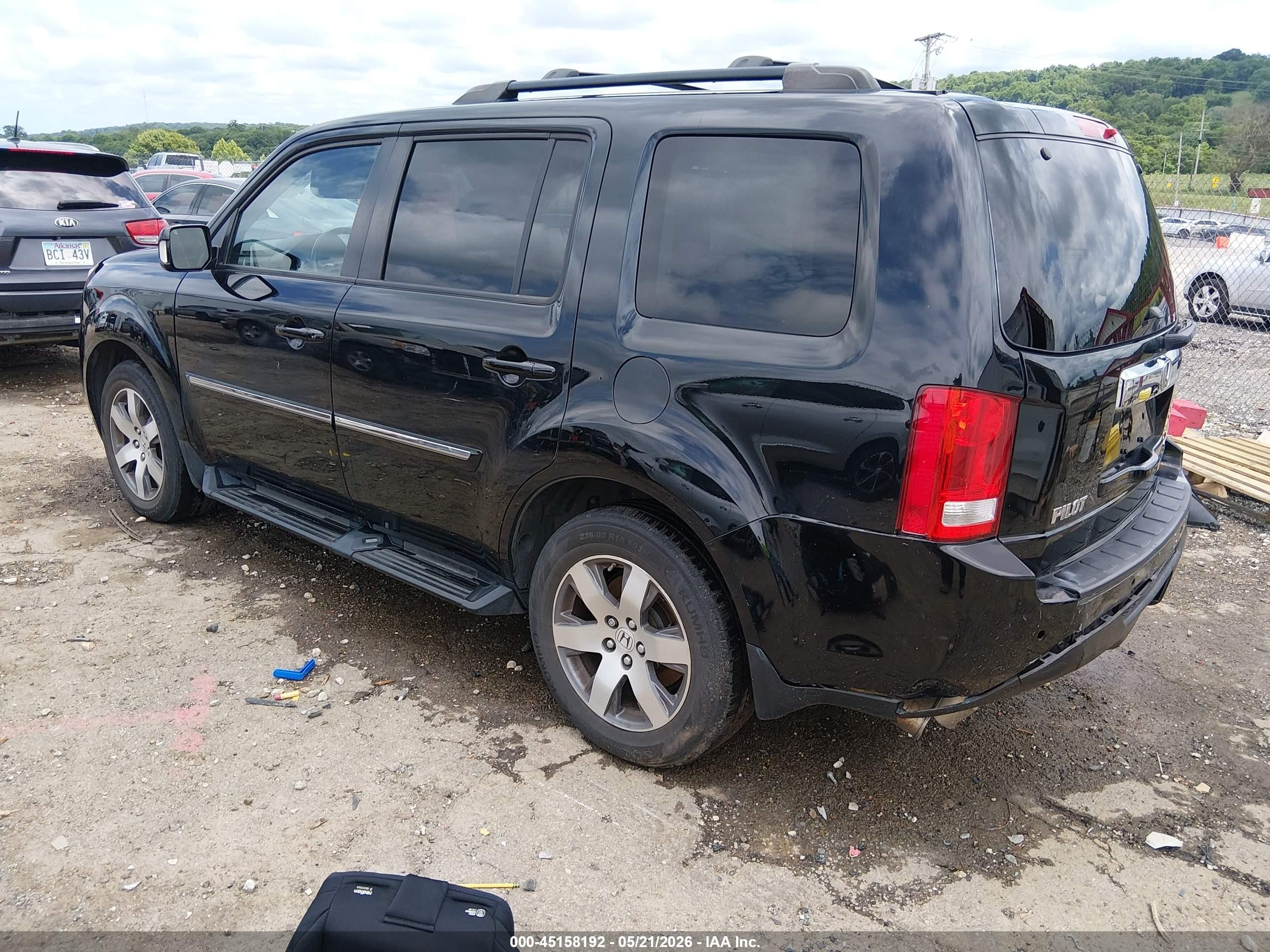 2015 Honda Pilot Touring Black vin: 5FNYF4H91FB028671