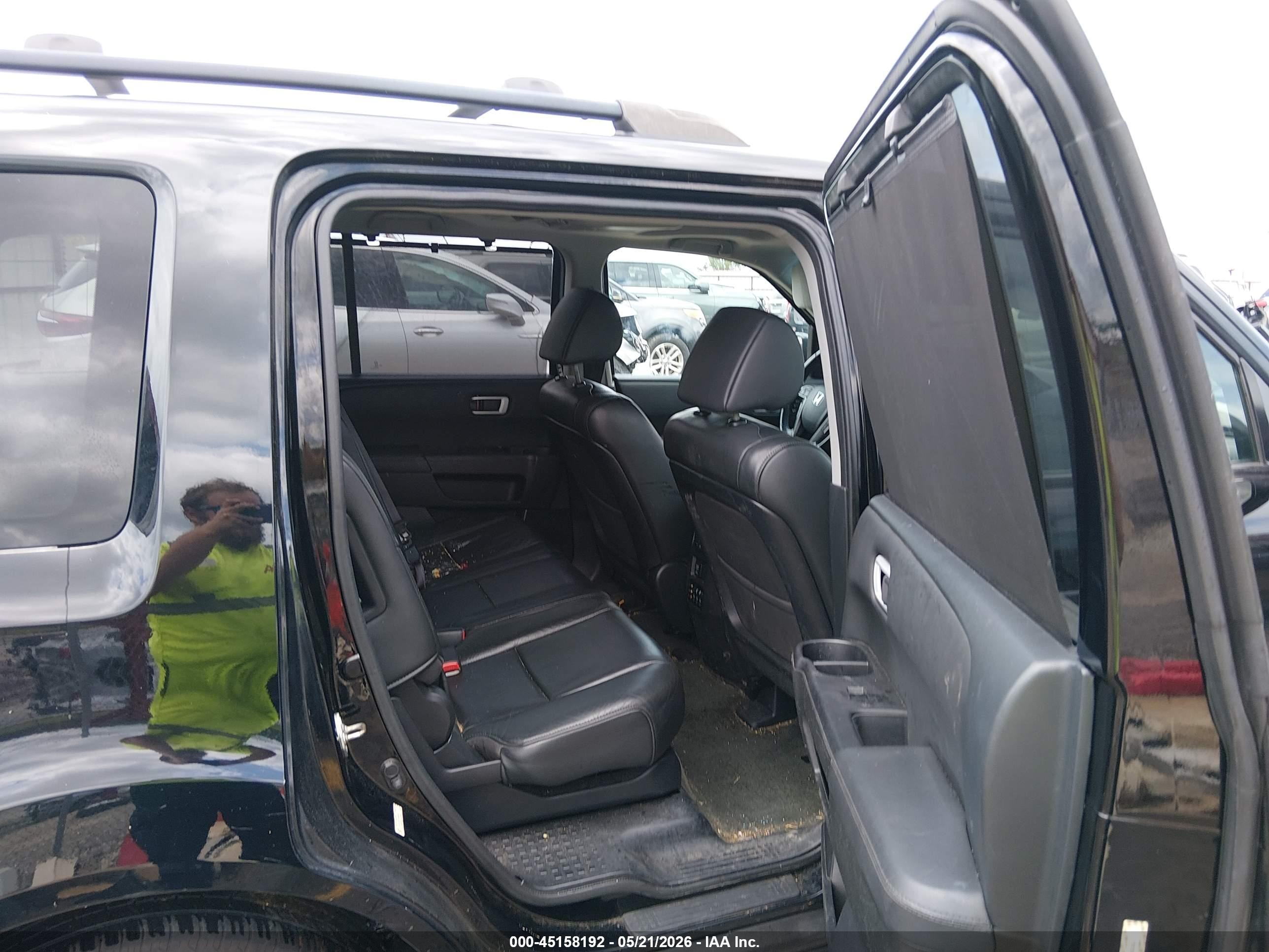 2015 Honda Pilot Touring Black vin: 5FNYF4H91FB028671