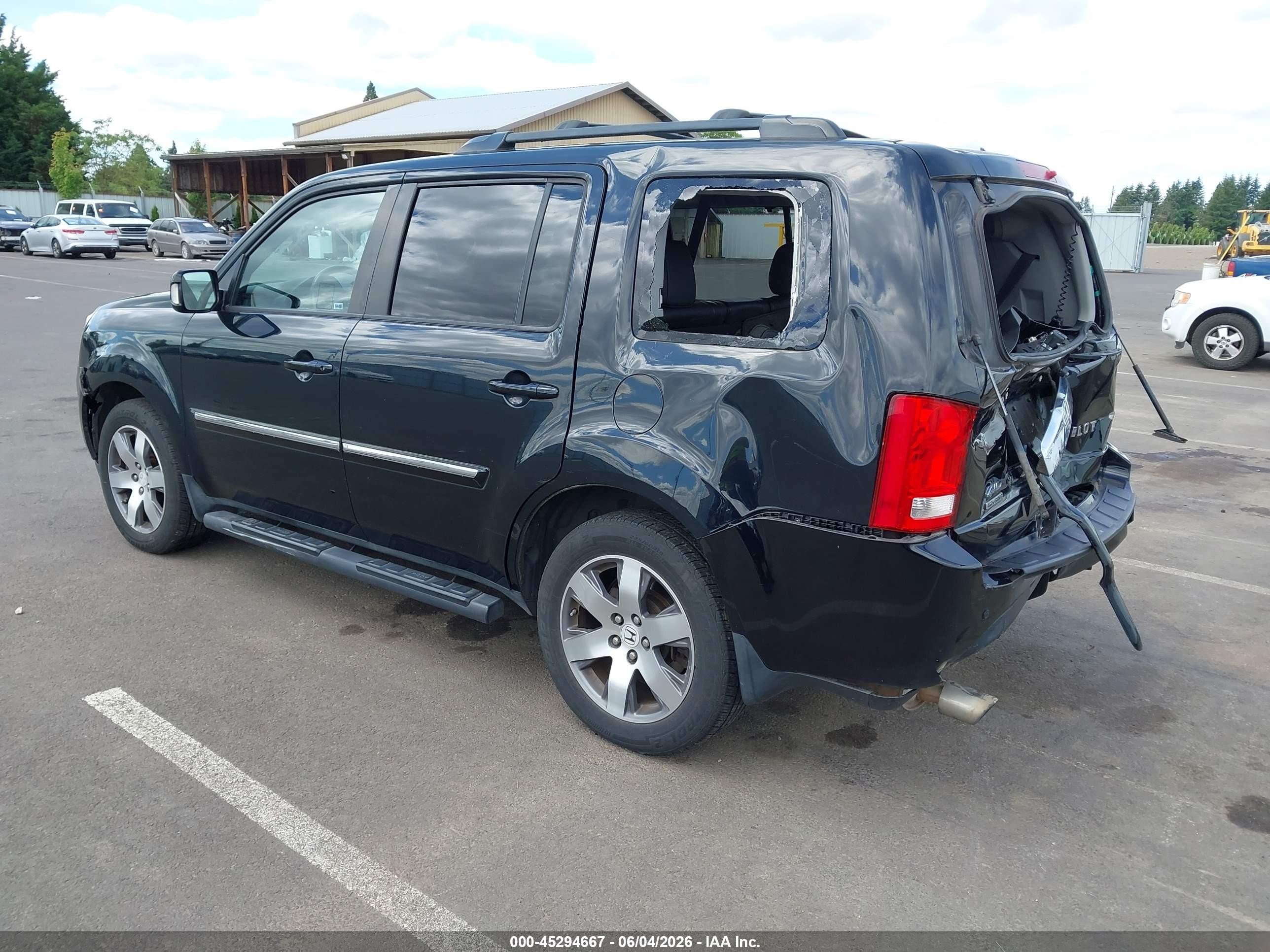 2015 Honda Pilot Touring Black vin: 5FNYF4H91FB036754