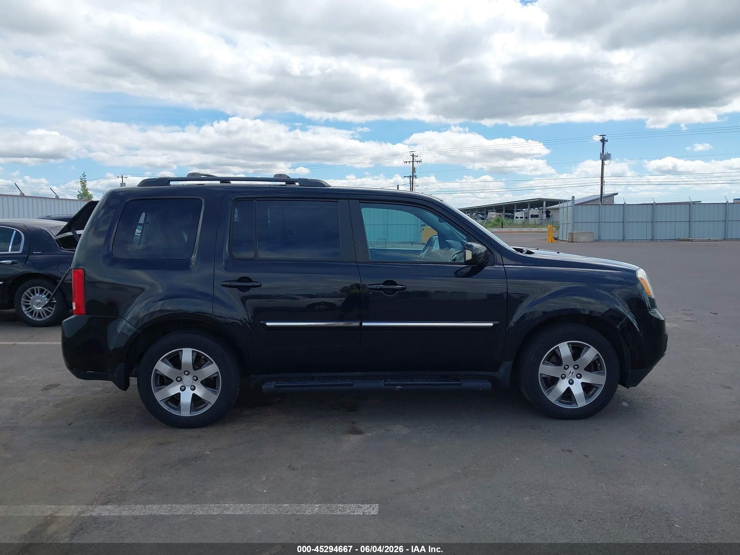 2015 Honda Pilot Touring Black vin: 5FNYF4H91FB036754