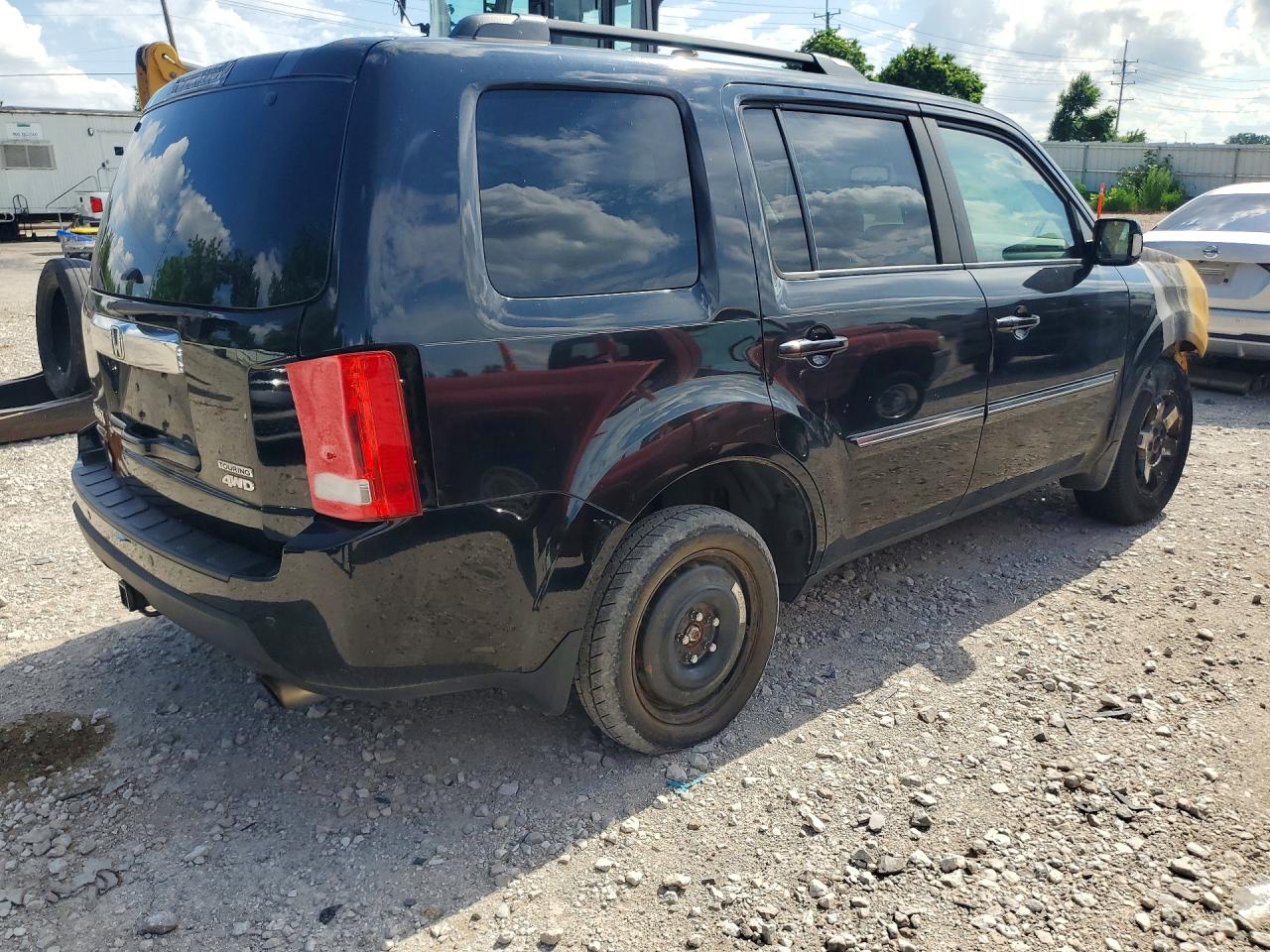 2010 Honda Pilot Touring Black vin: 5FNYF4H92AB024394