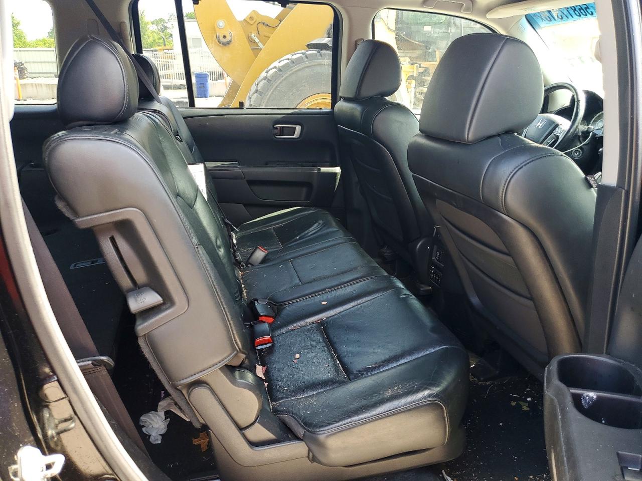 2010 Honda Pilot Touring Black vin: 5FNYF4H92AB024394