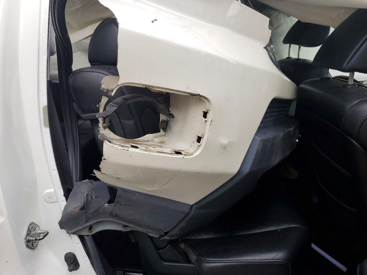 2011 Honda Pilot Touring Белый vin: 5FNYF4H92BB010903