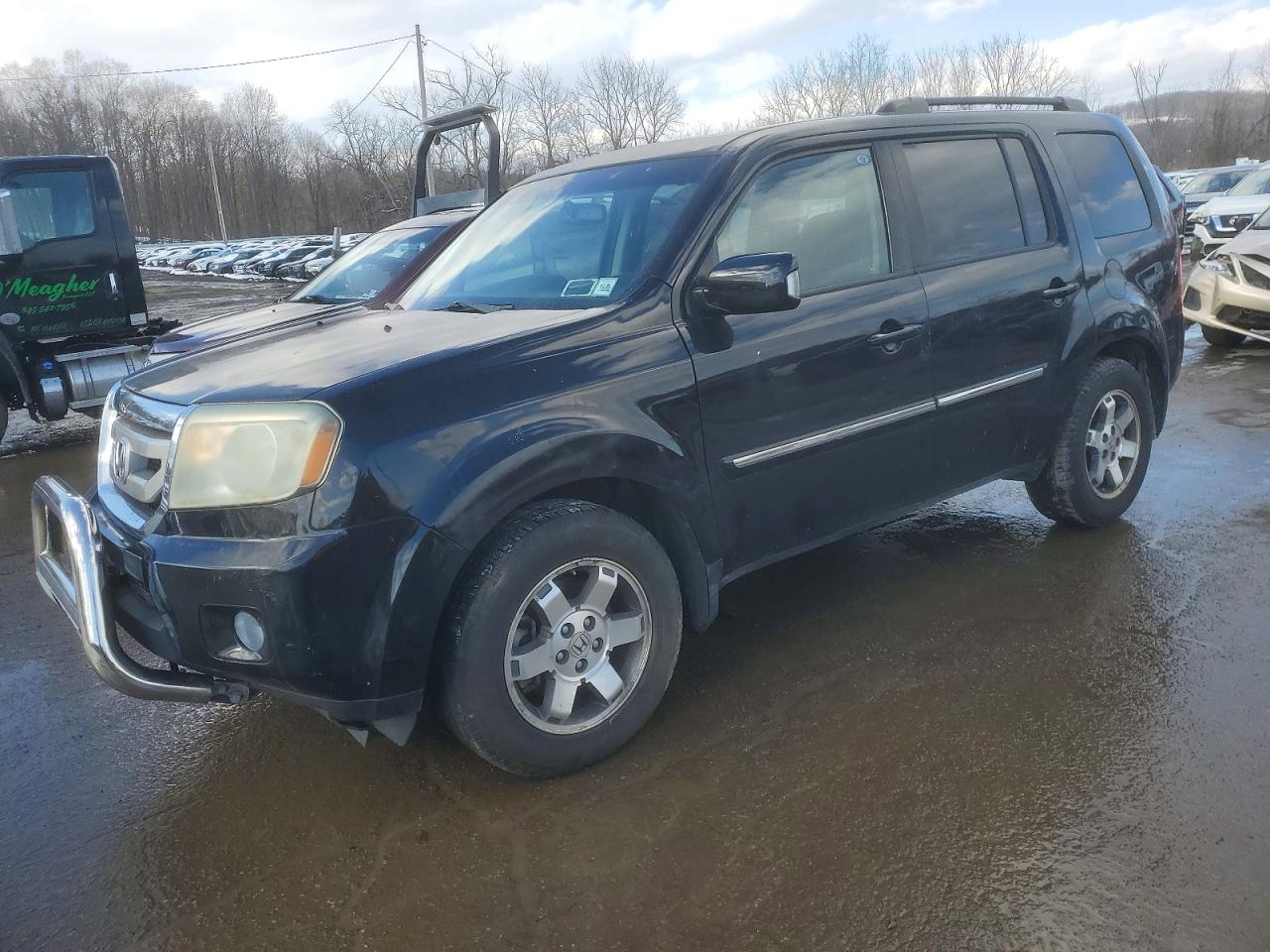 2011 Honda Pilot Touring Black vin: 5FNYF4H92BB033842