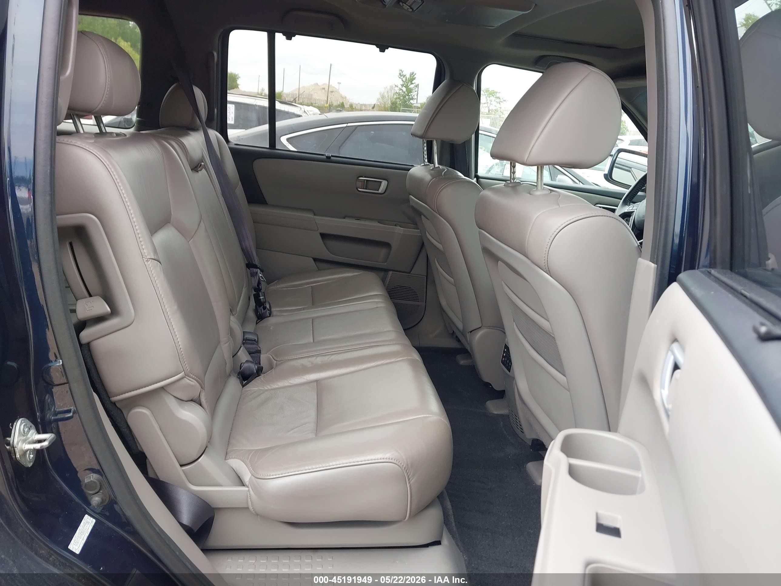 2011 Honda Pilot Touring Navy vin: 5FNYF4H92BB037700