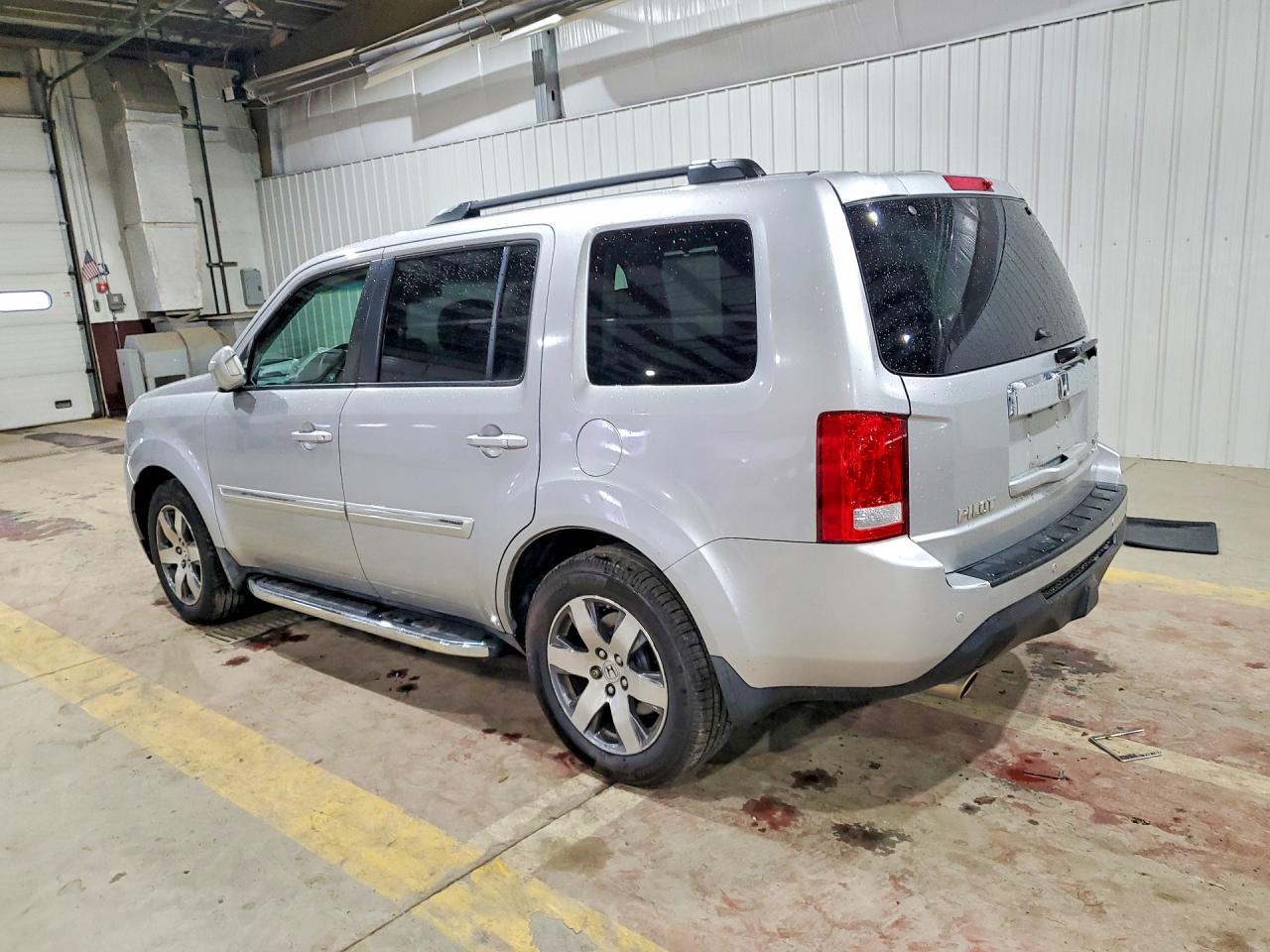 2012 Honda Pilot Touring Silver vin: 5FNYF4H92CB045975