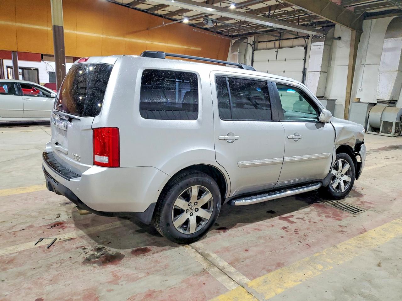 2012 Honda Pilot Touring Silver vin: 5FNYF4H92CB045975