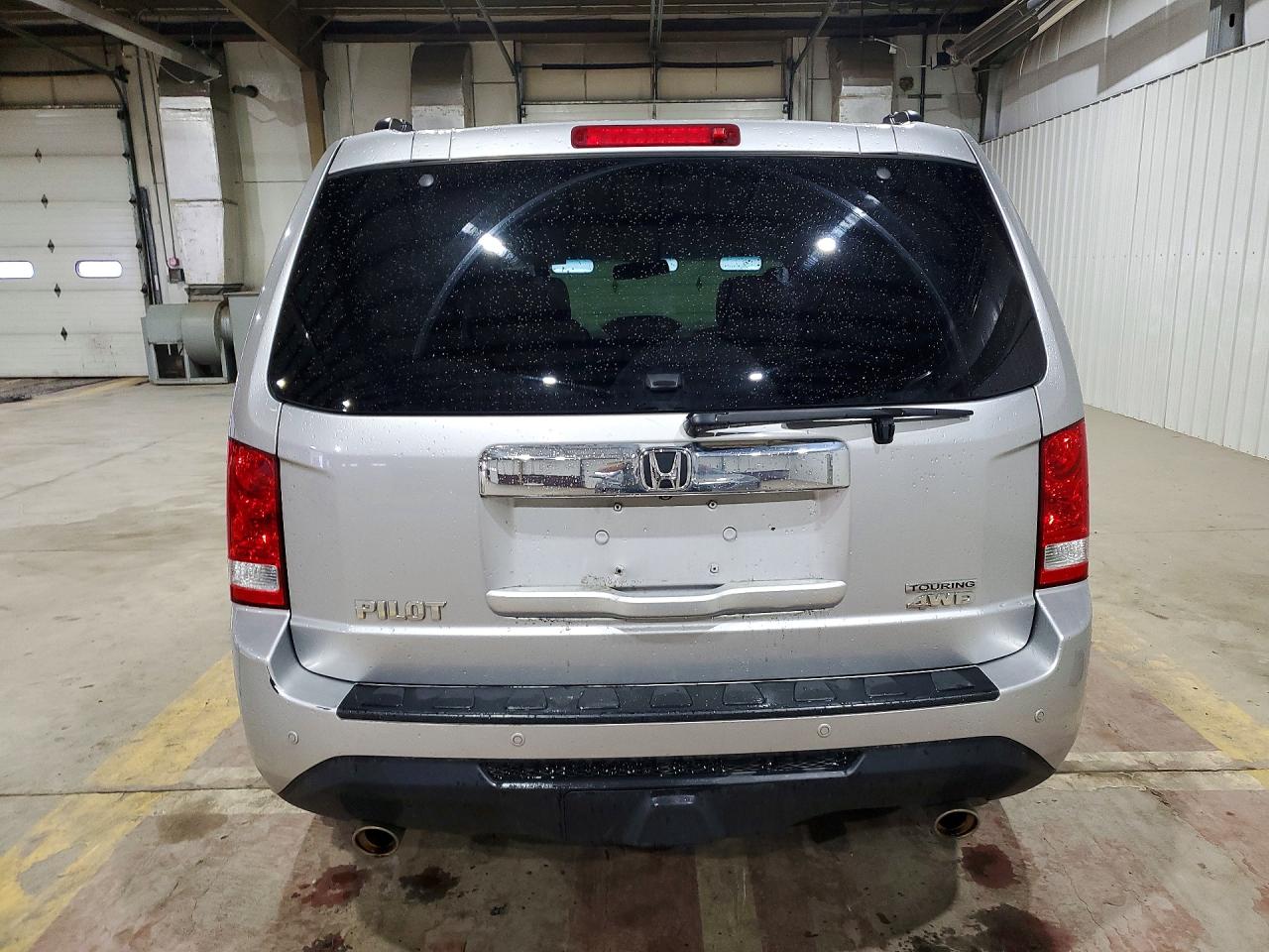 2012 Honda Pilot Touring Silver vin: 5FNYF4H92CB045975