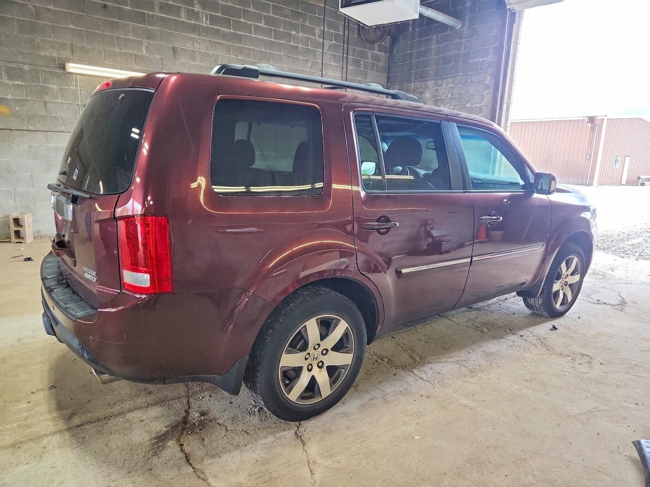 2013 Honda Pilot Touring Maroon vin: 5FNYF4H92DB014873