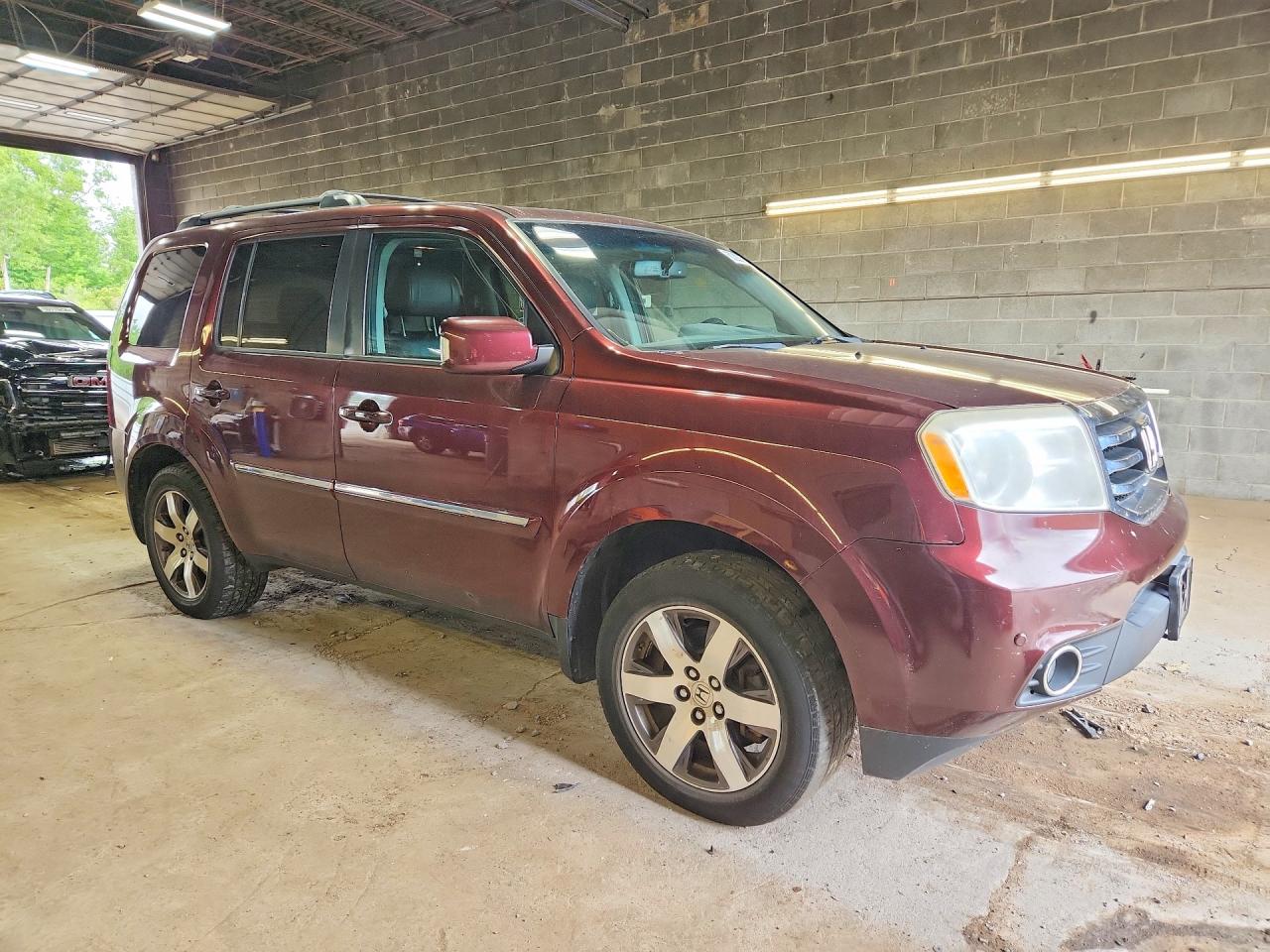 2013 Honda Pilot Touring Maroon vin: 5FNYF4H92DB014873