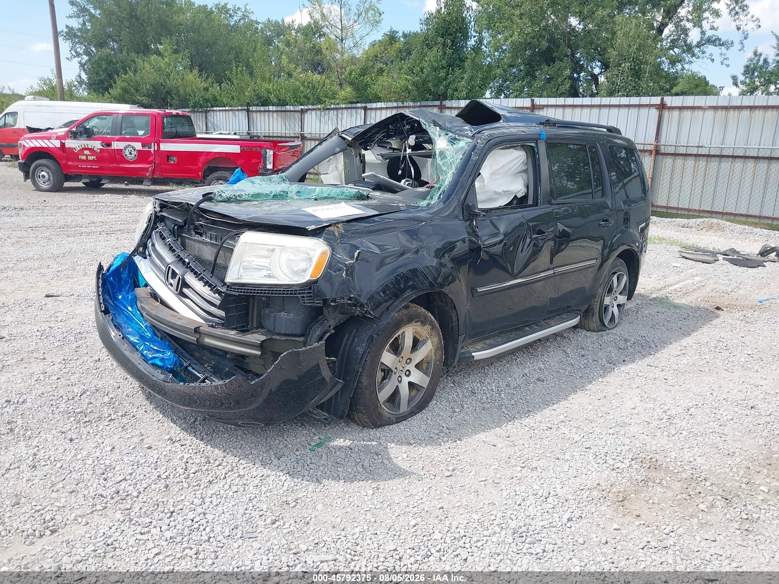 2013 Honda Pilot Touring Black vin: 5FNYF4H92DB021614