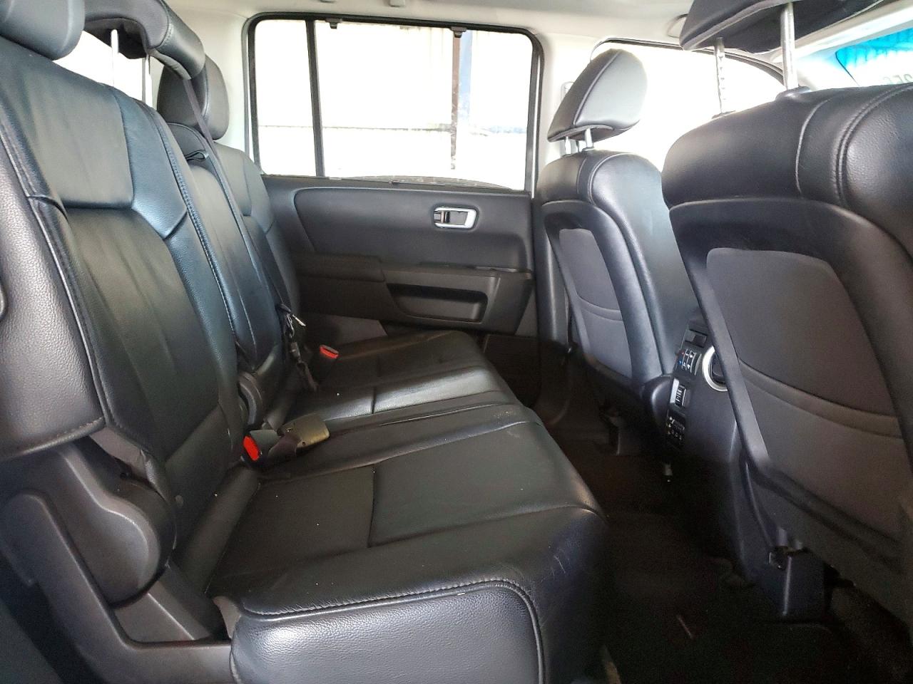 2013 Honda Pilot Touring Silver vin: 5FNYF4H92DB048375