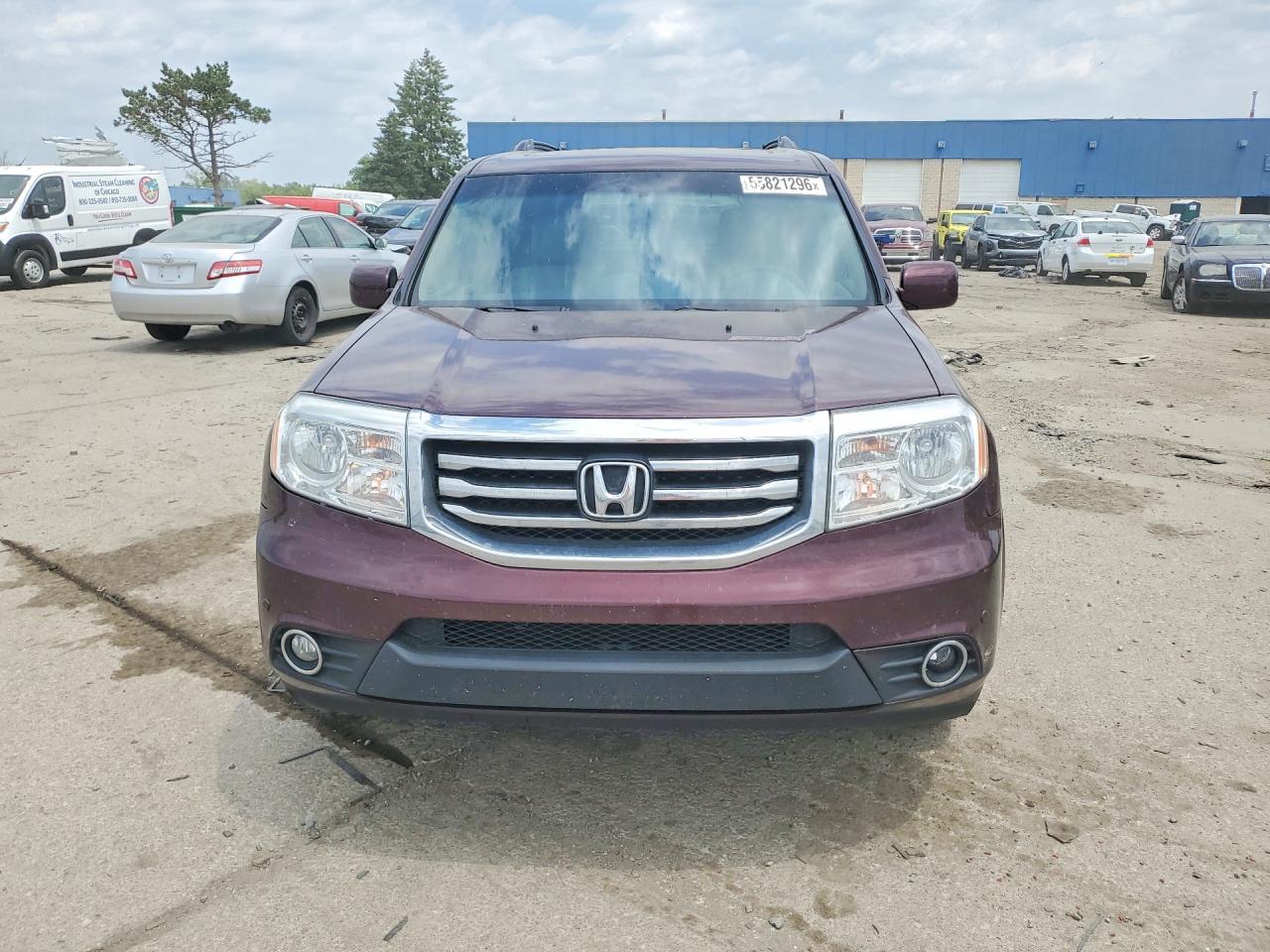 2013 Honda Pilot Touring Burgundy vin: 5FNYF4H92DB068156