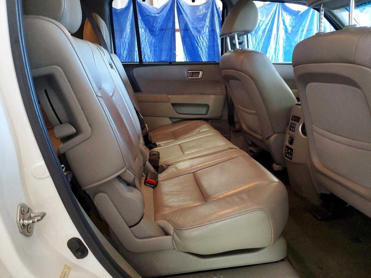 2014 Honda Pilot Touring White vin: 5FNYF4H92EB016219