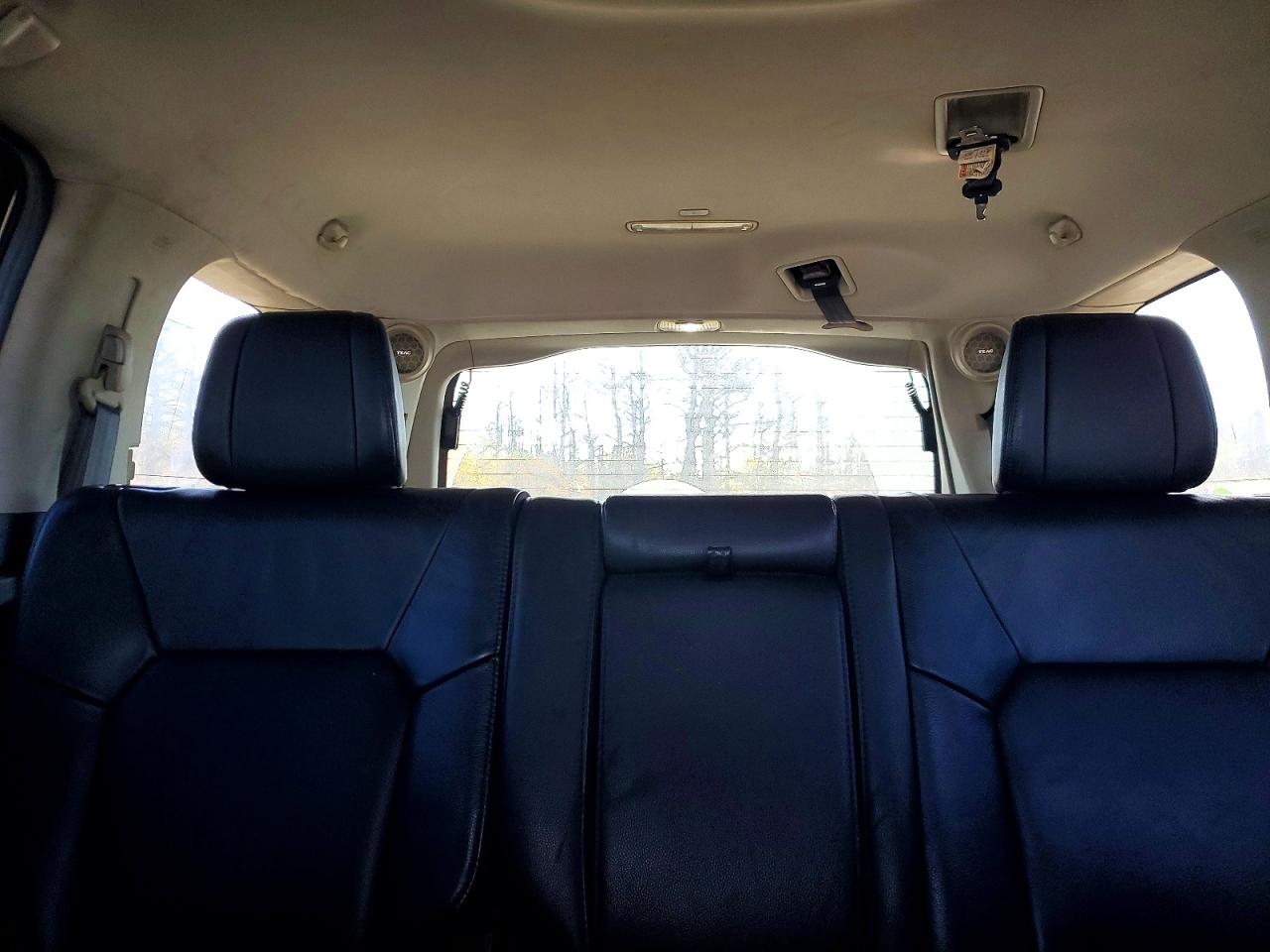 2014 Honda Pilot Touring Silver vin: 5FNYF4H92EB055733