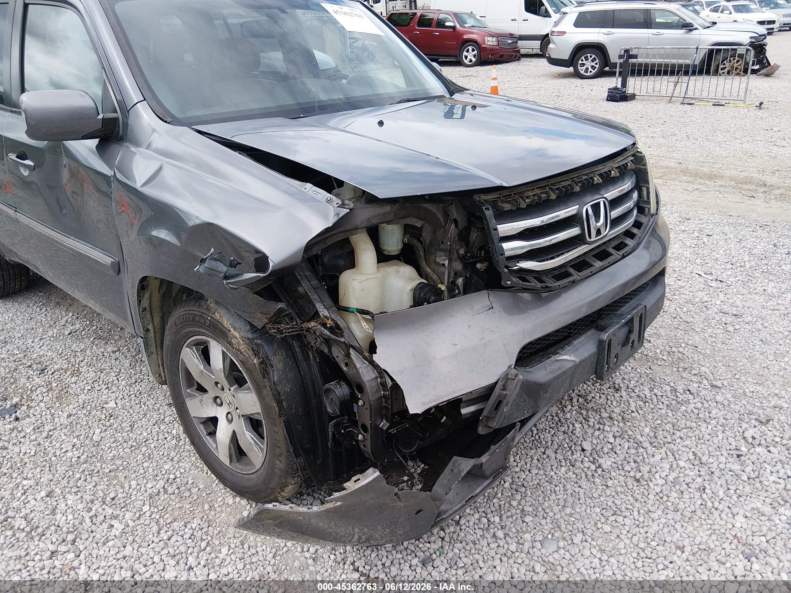 2015 Honda Pilot Touring Gray vin: 5FNYF4H92FB062960