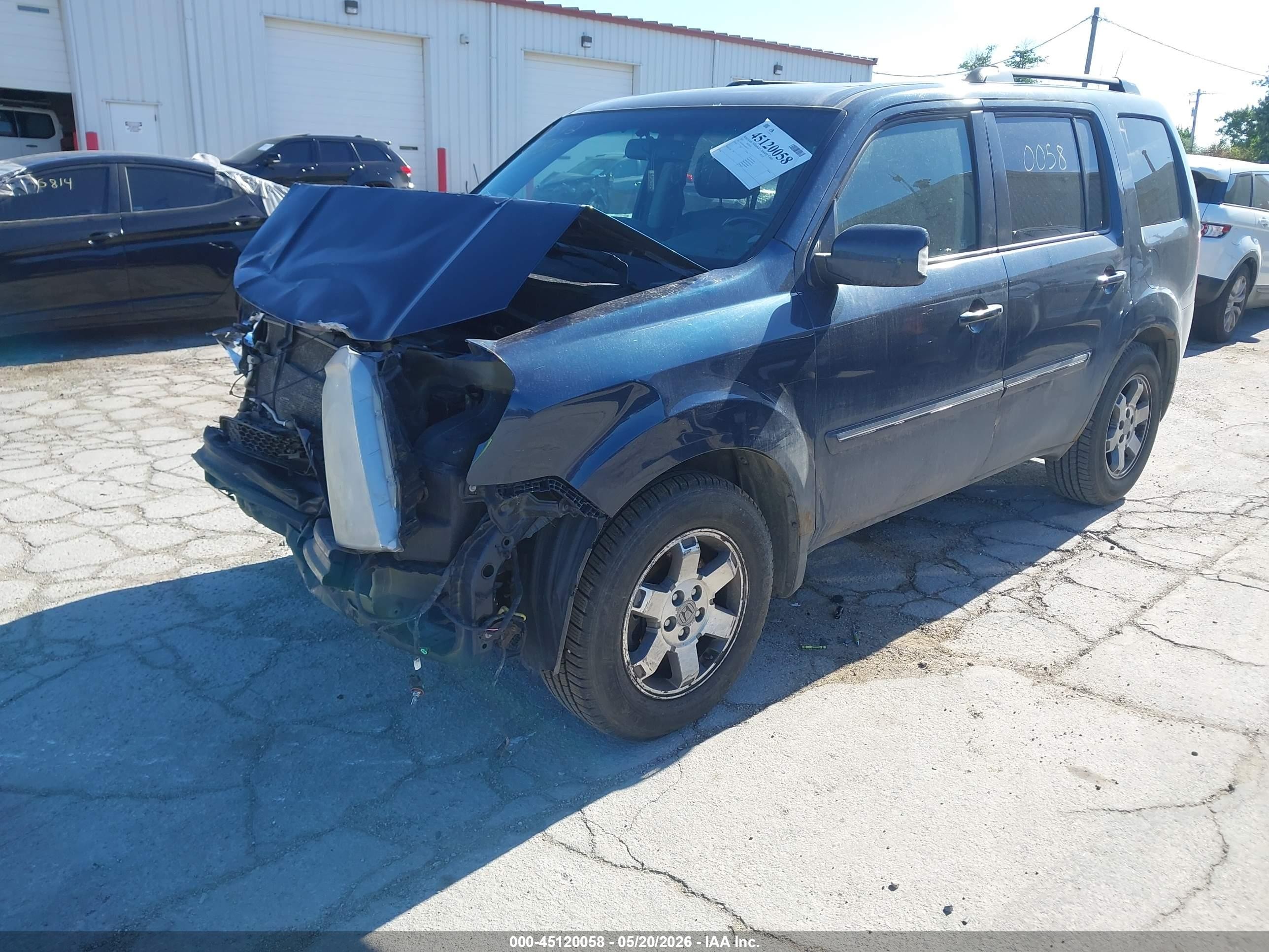 2010 Honda Pilot Touring Navy vin: 5FNYF4H93AB001724