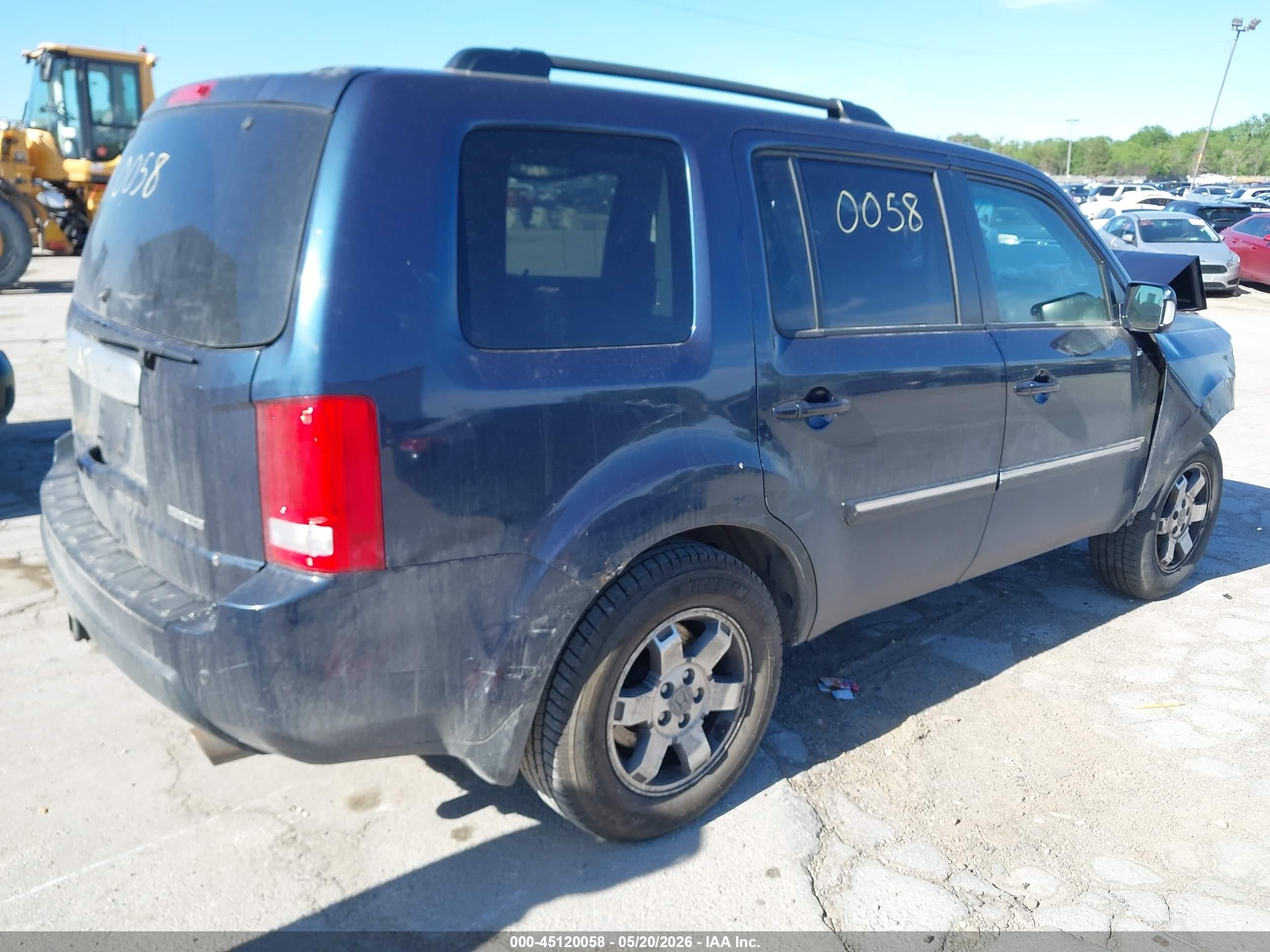 2010 Honda Pilot Touring Navy vin: 5FNYF4H93AB001724