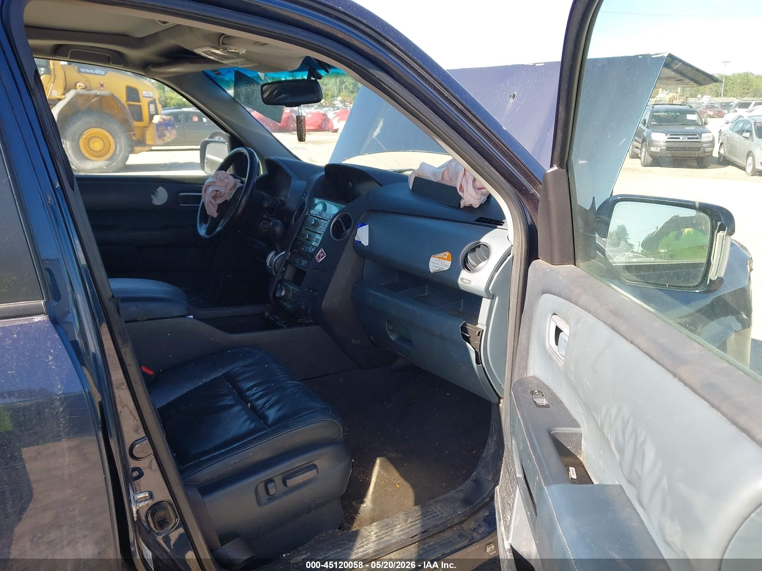 2010 Honda Pilot Touring Navy vin: 5FNYF4H93AB001724