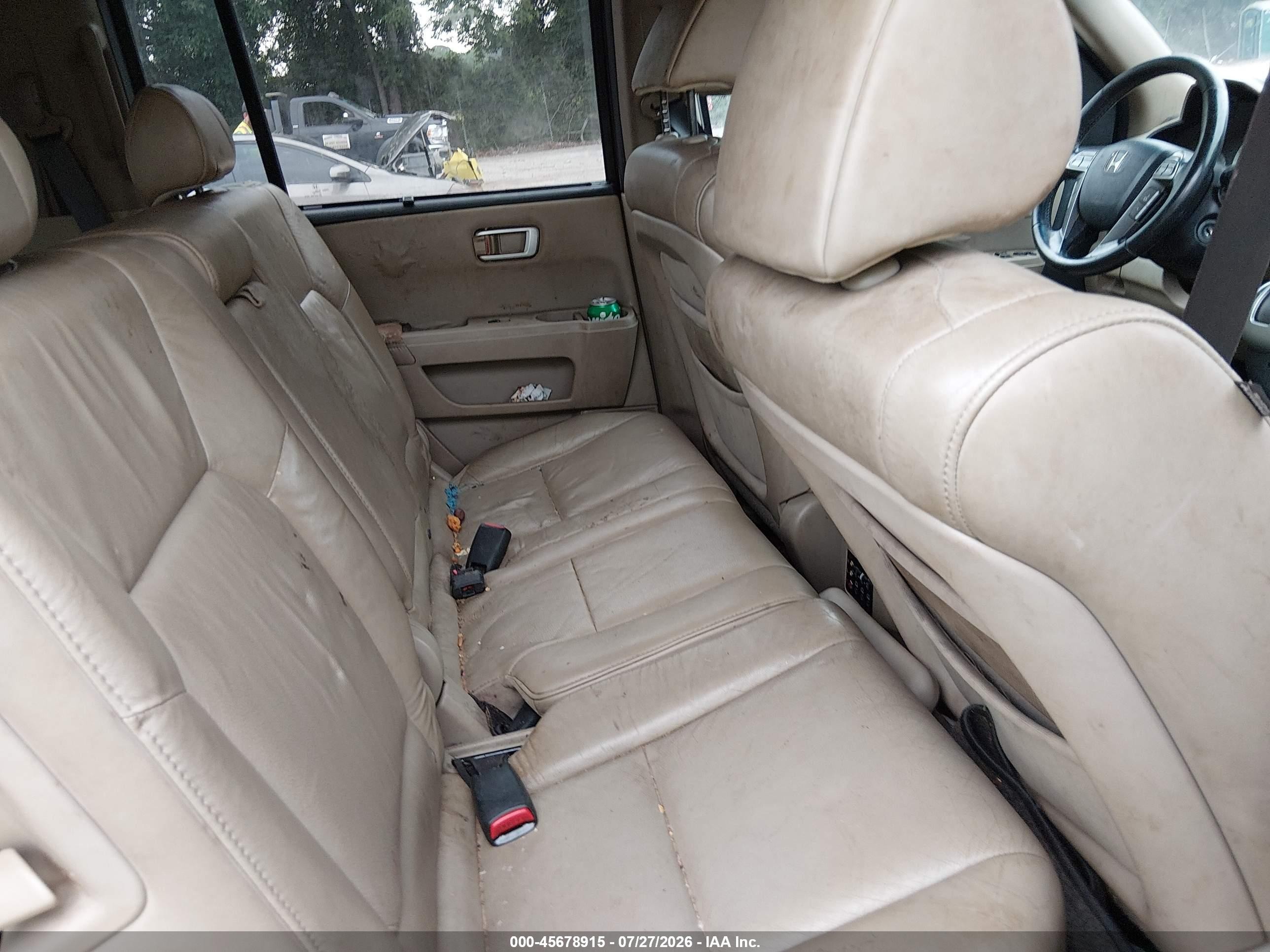 2010 Honda Pilot Touring Burgundy vin: 5FNYF4H93AB040698
