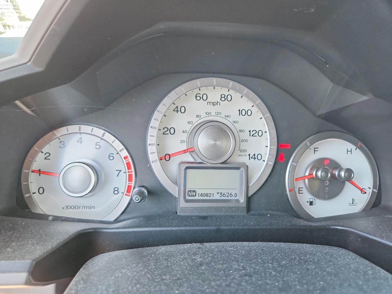 2011 Honda Pilot White vin: 5FNYF4H93BB096917