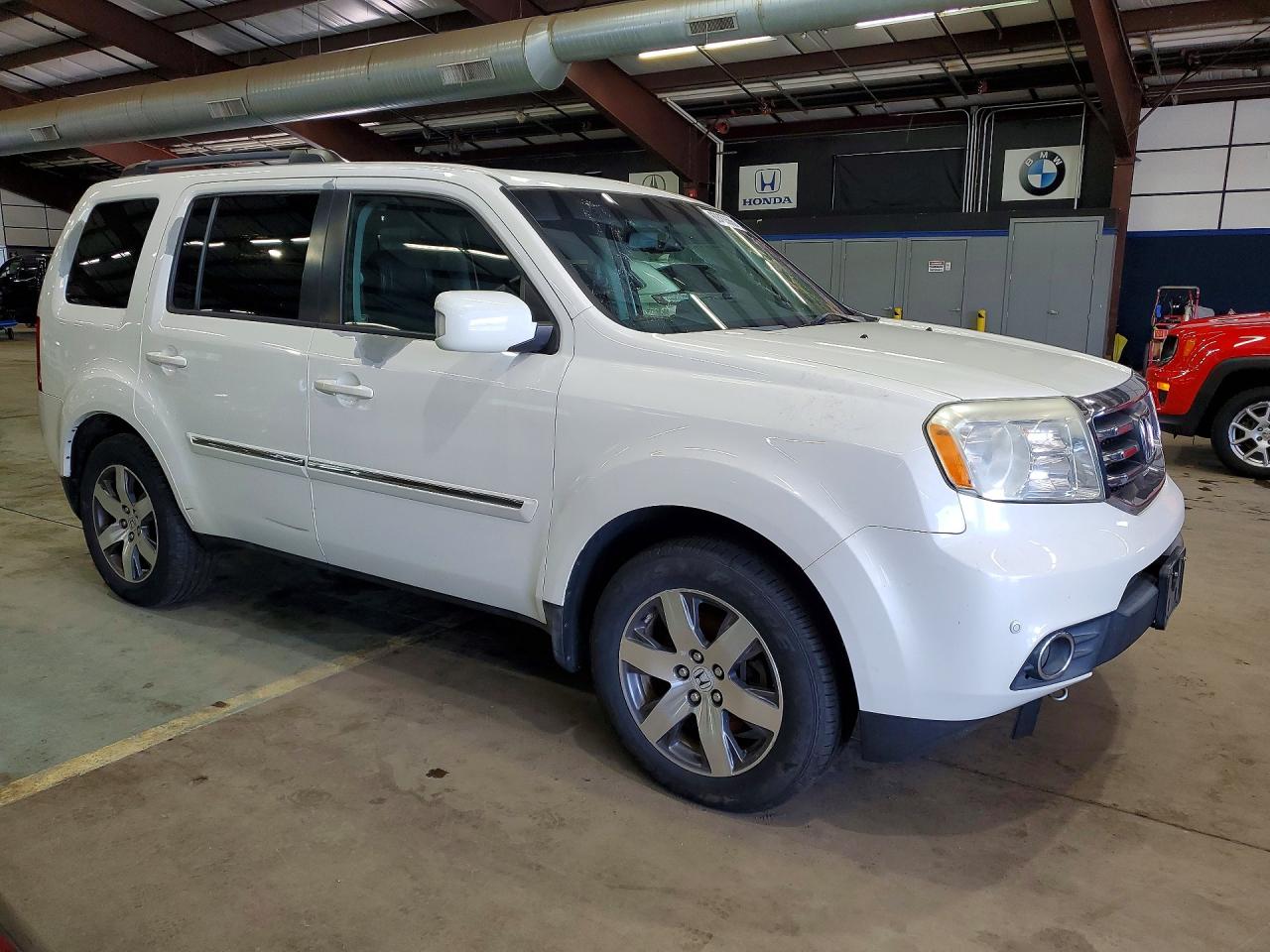 2012 Honda Pilot Touring White vin: 5FNYF4H93CB038629