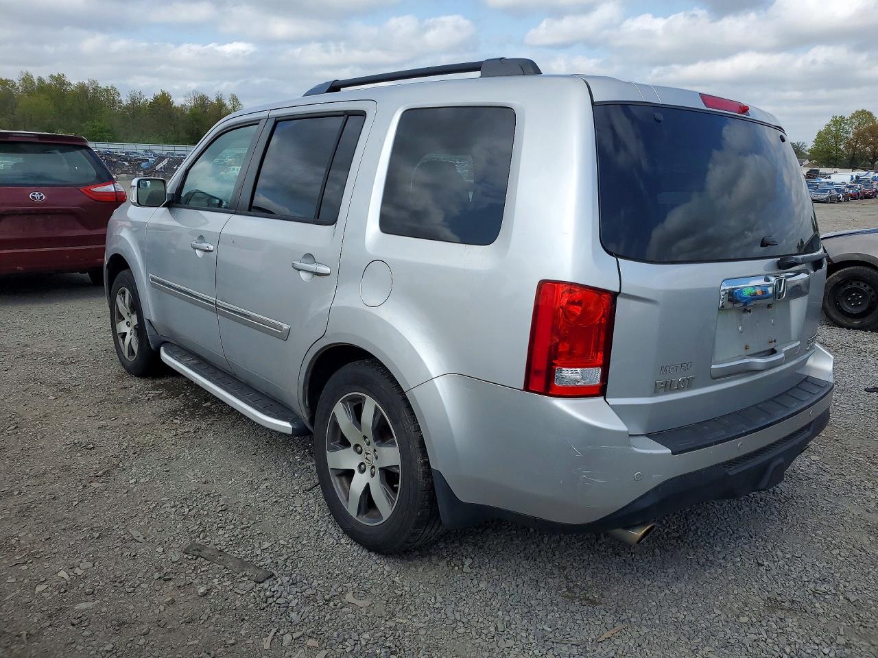 2012 Honda Pilot Touring Серебряный vin: 5FNYF4H93CB052434