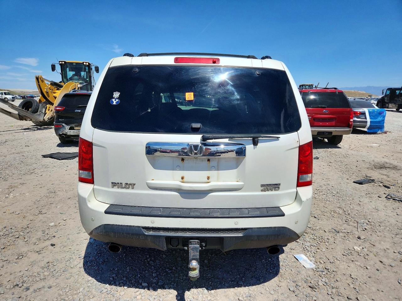 2012 Honda Pilot Touring White vin: 5FNYF4H93CB069797
