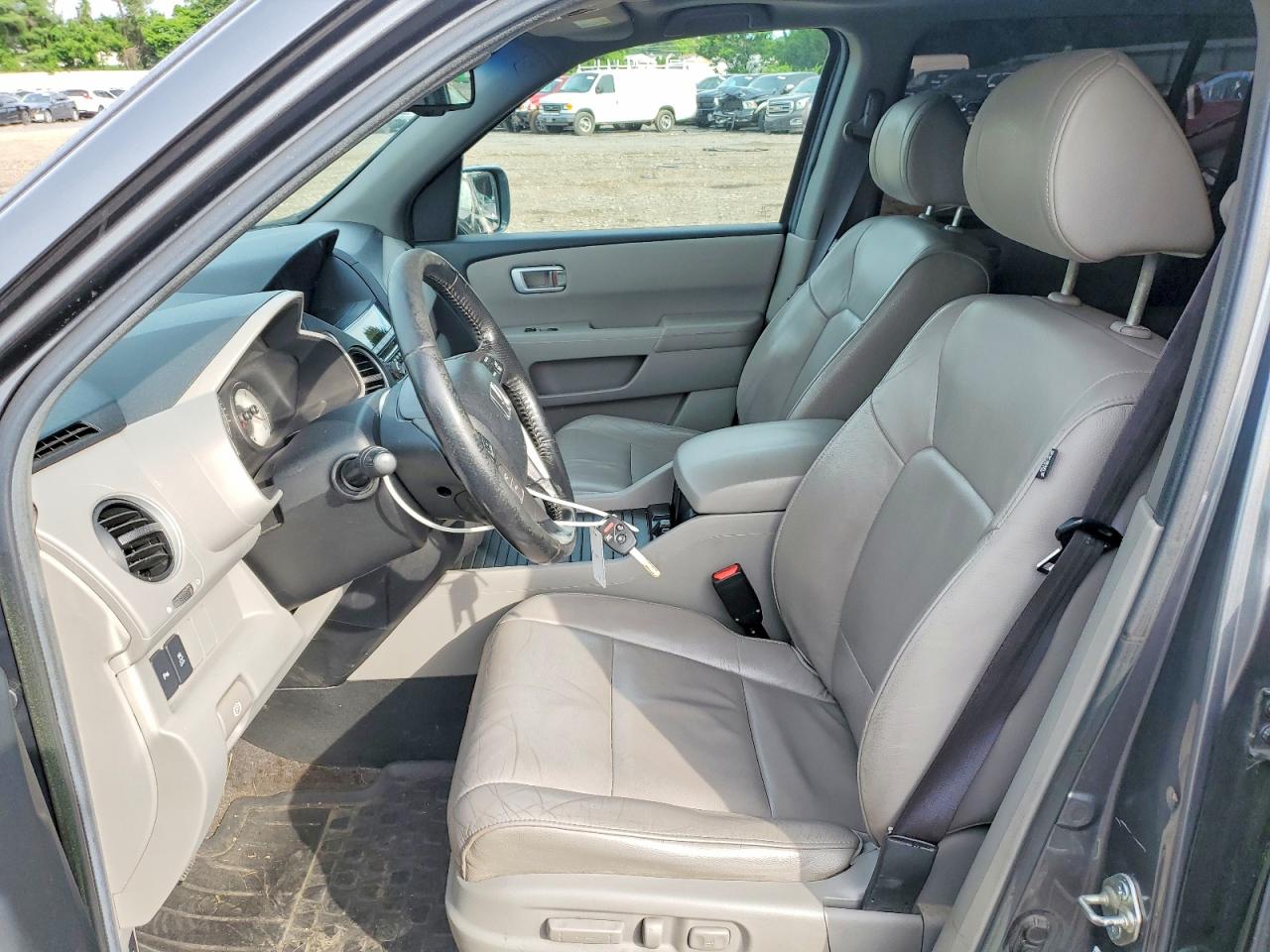 2013 Honda Pilot Touring Gray vin: 5FNYF4H93DB021234