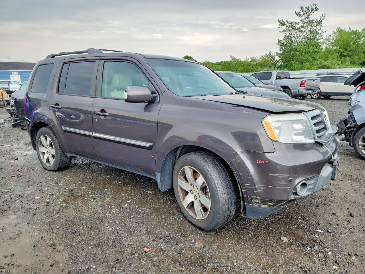 2013 Honda Pilot Touring Gray vin: 5FNYF4H93DB057232
