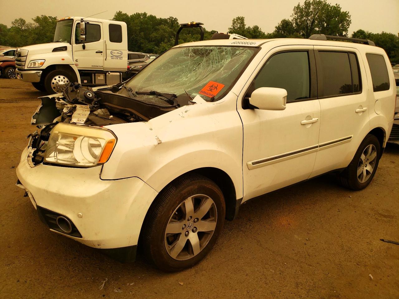 2013 Honda Pilot Touring White vin: 5FNYF4H93DB058591
