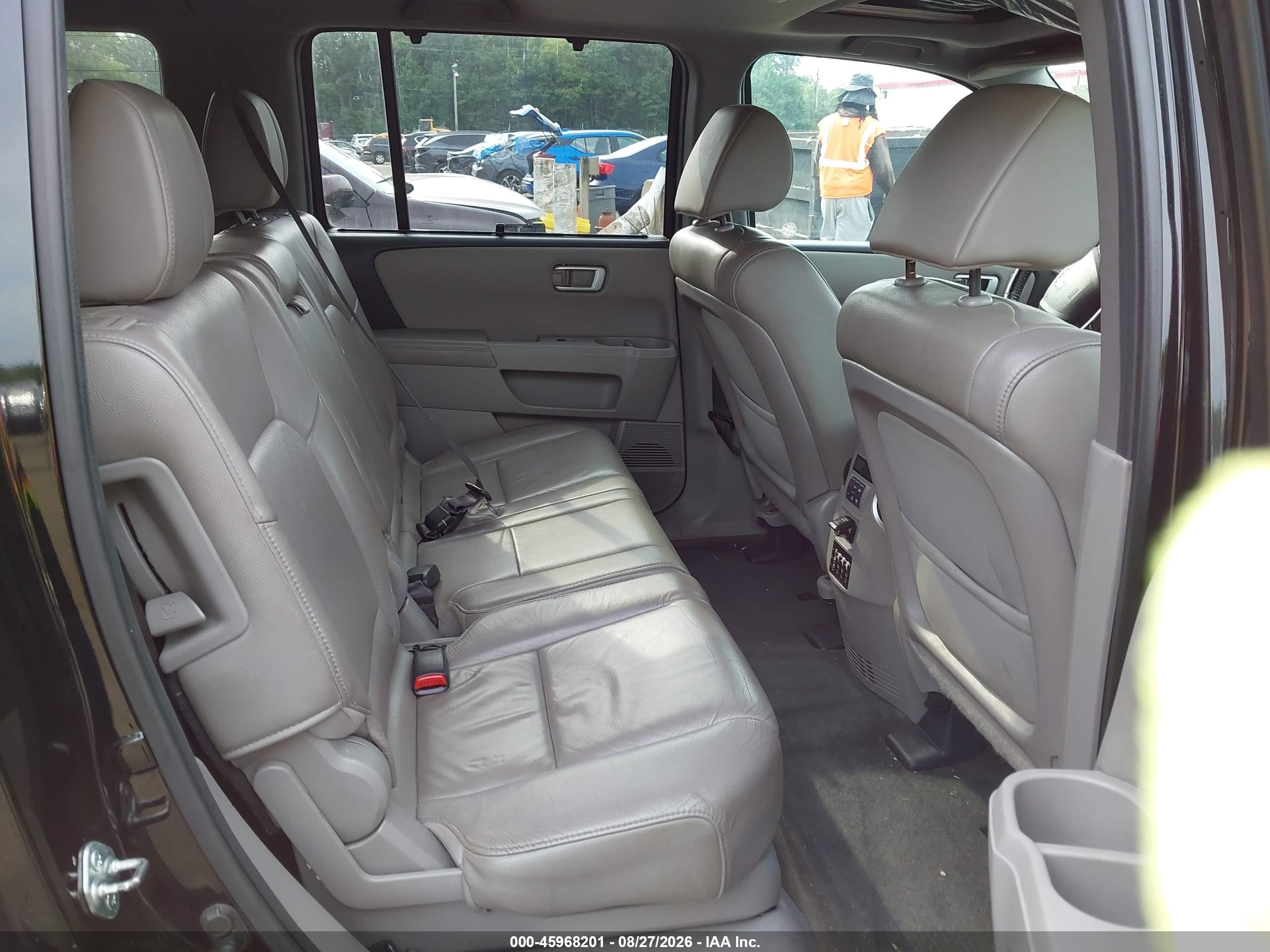 2013 Honda Pilot Touring Black vin: 5FNYF4H93DB067193