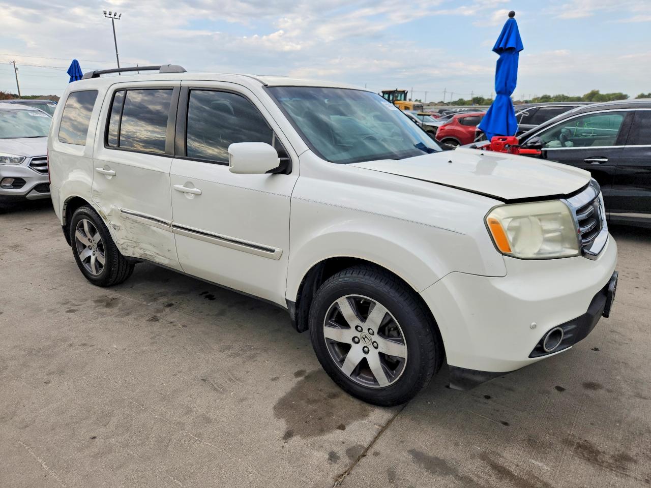 2013 Honda Pilot Touring White vin: 5FNYF4H93DB070546