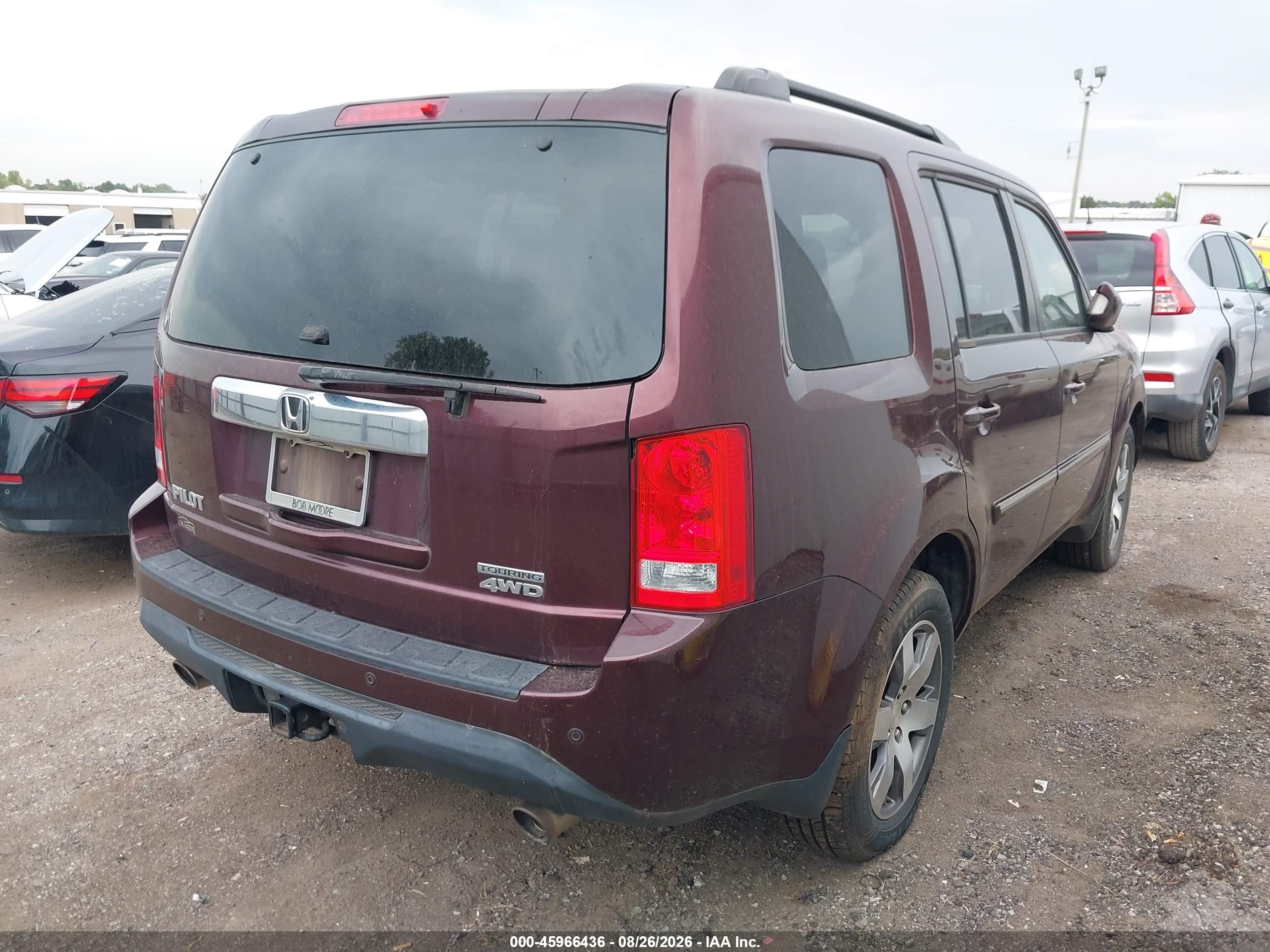 2015 Honda Pilot Touring Red vin: 5FNYF4H93FB037310