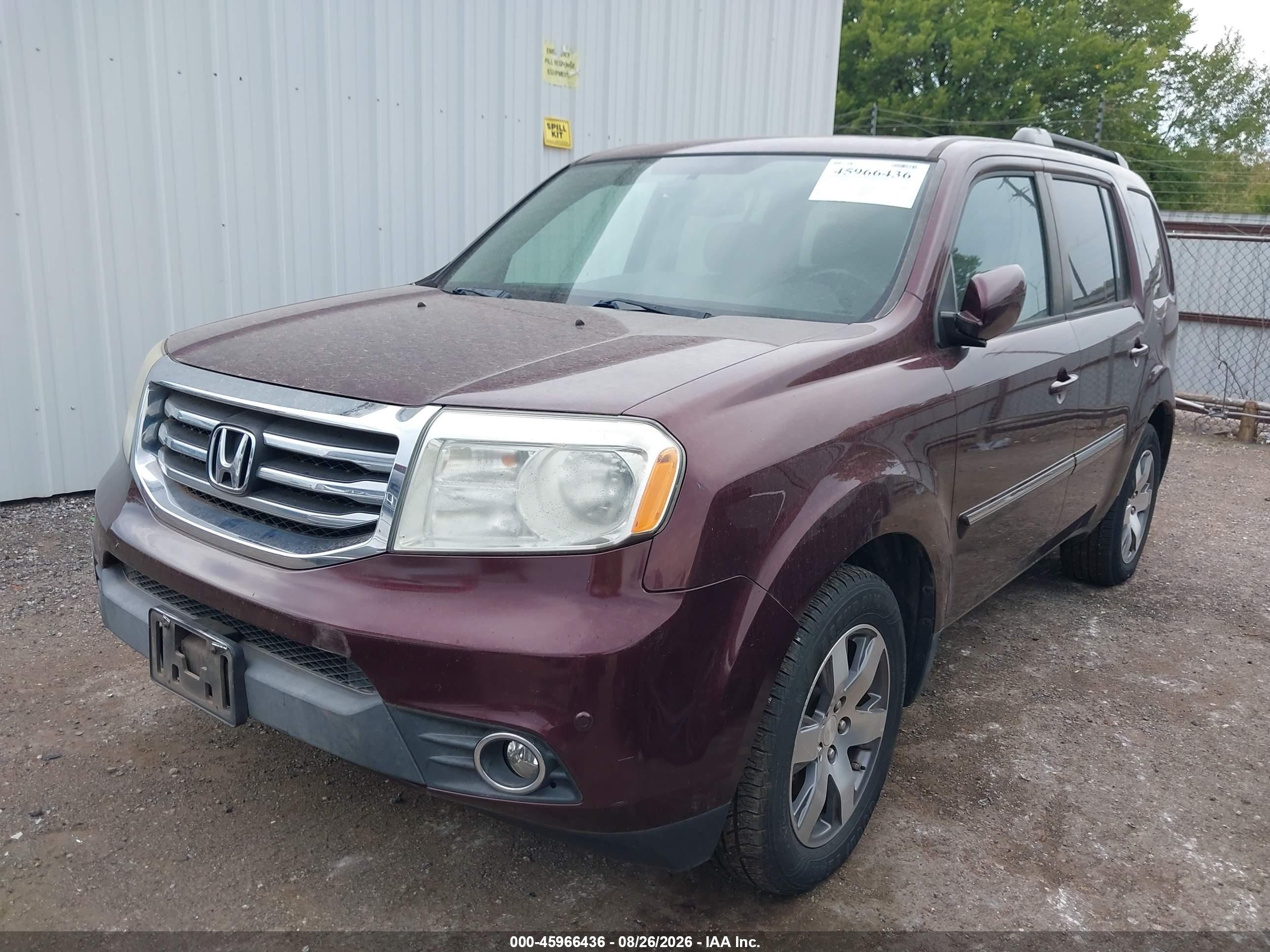 2015 Honda Pilot Touring Red vin: 5FNYF4H93FB037310