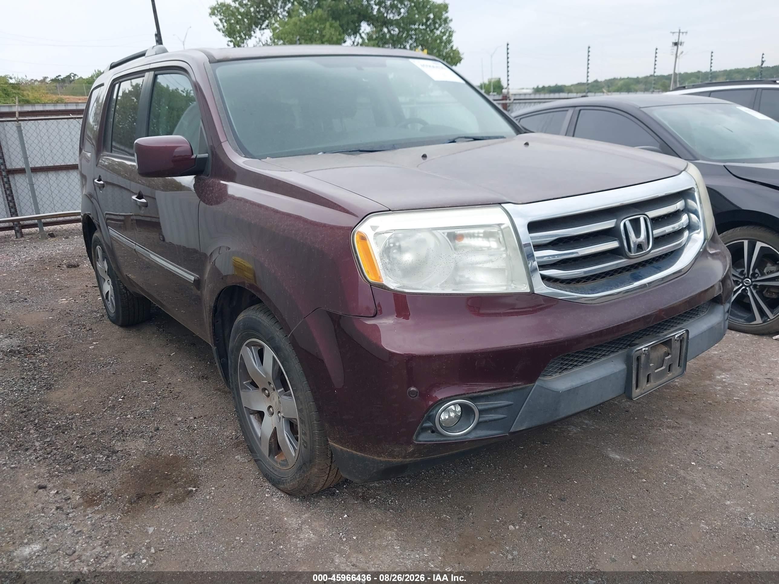 2015 Honda Pilot Touring Red vin: 5FNYF4H93FB037310