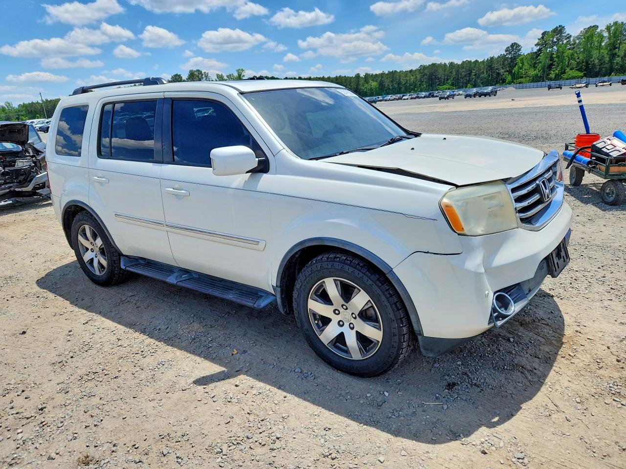 2015 Honda Pilot Touring Белый vin: 5FNYF4H93FB042023