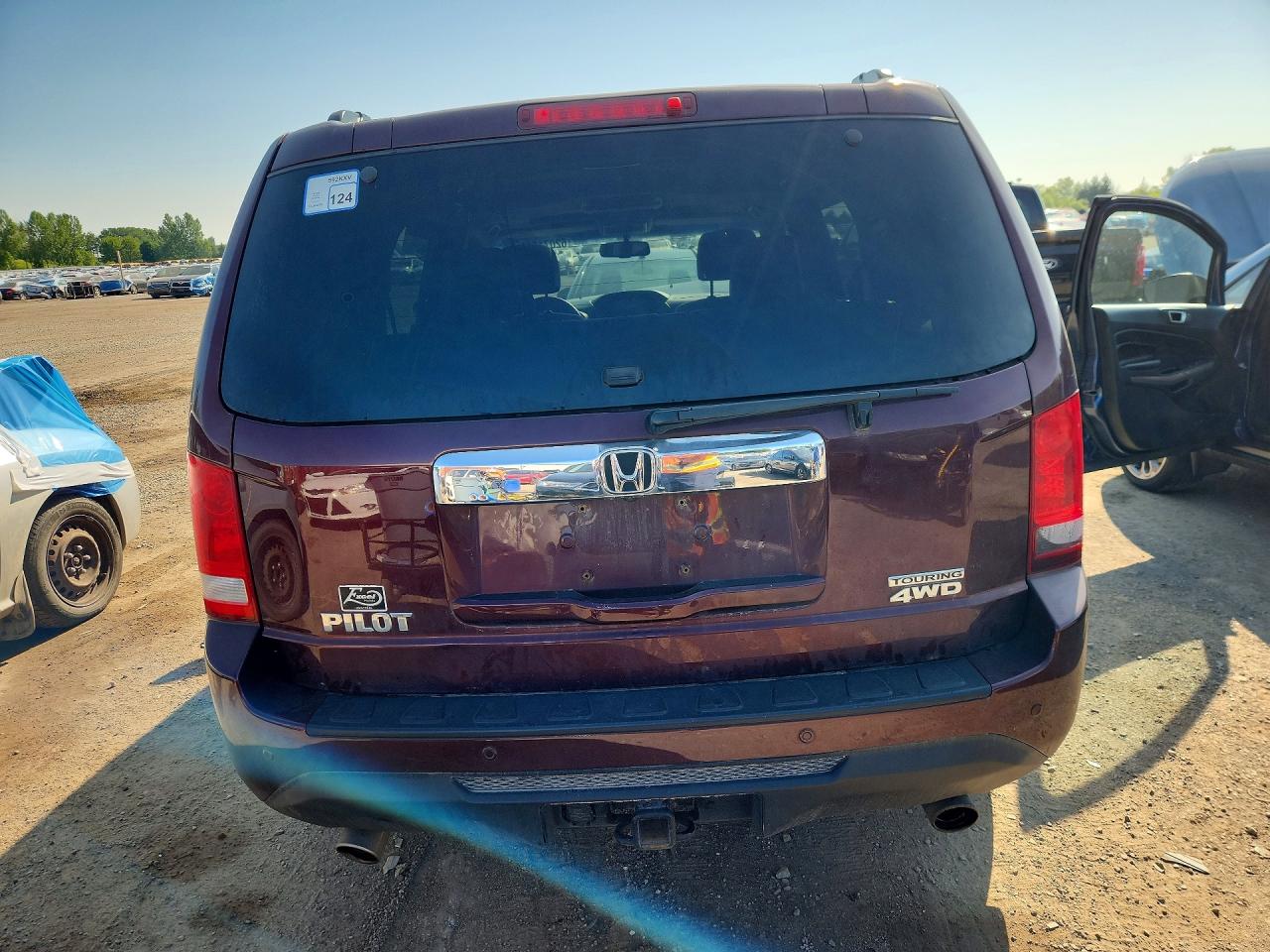 2015 Honda Pilot Touring Burgundy vin: 5FNYF4H93FB504645