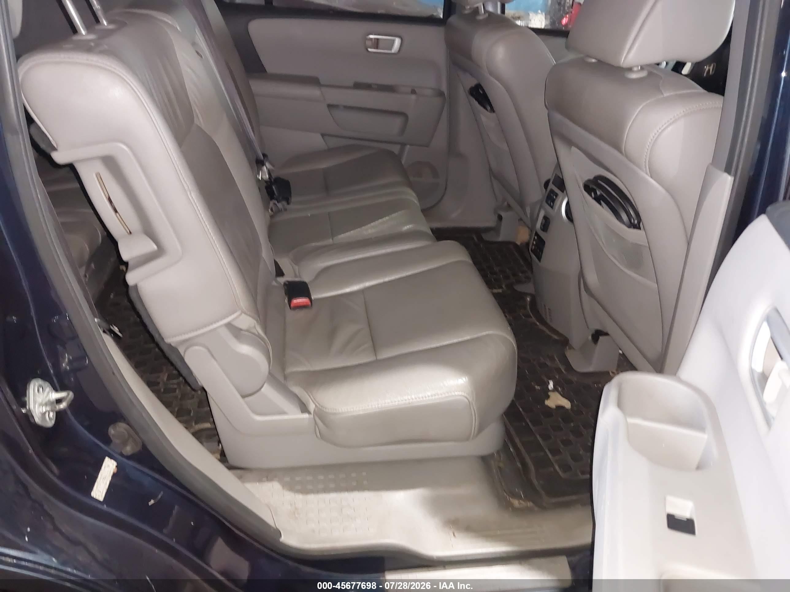 2010 Honda Pilot Touring Blue vin: 5FNYF4H94AB006799