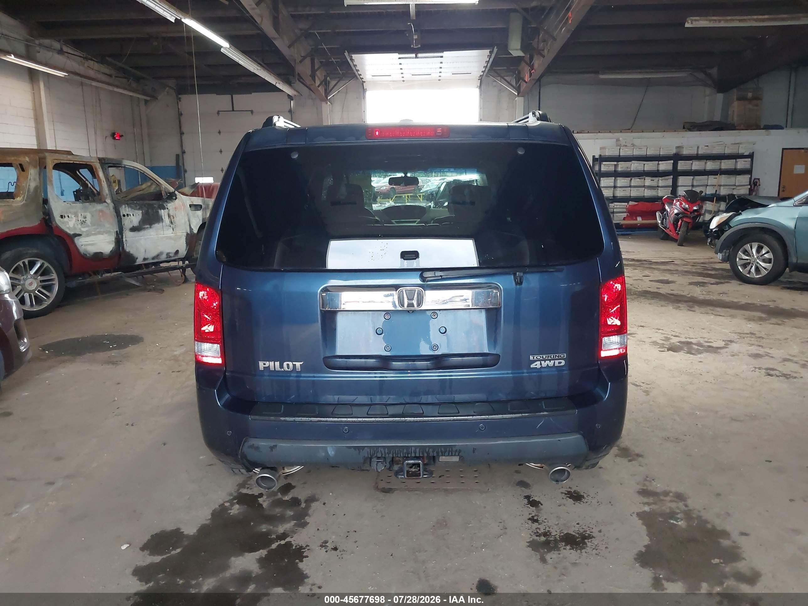 2010 Honda Pilot Touring Blue vin: 5FNYF4H94AB006799