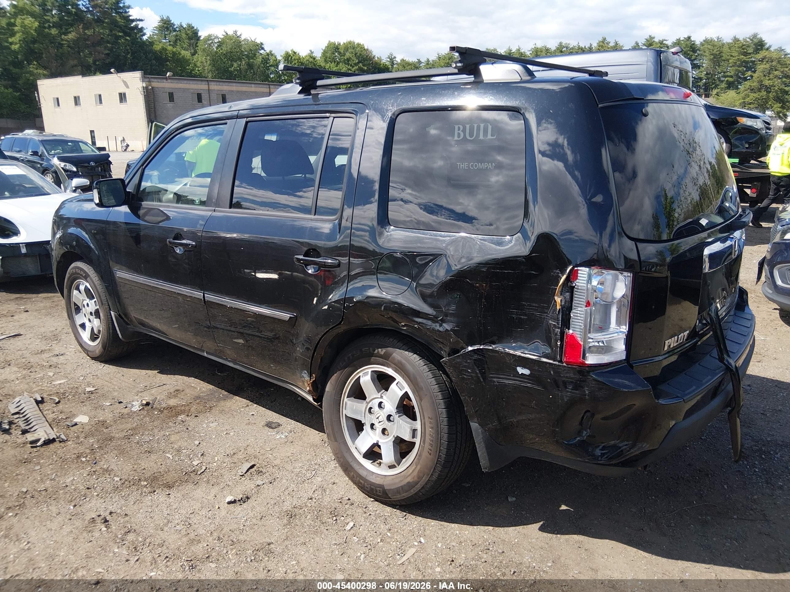 2010 Honda Pilot Touring Black vin: 5FNYF4H94AB011193
