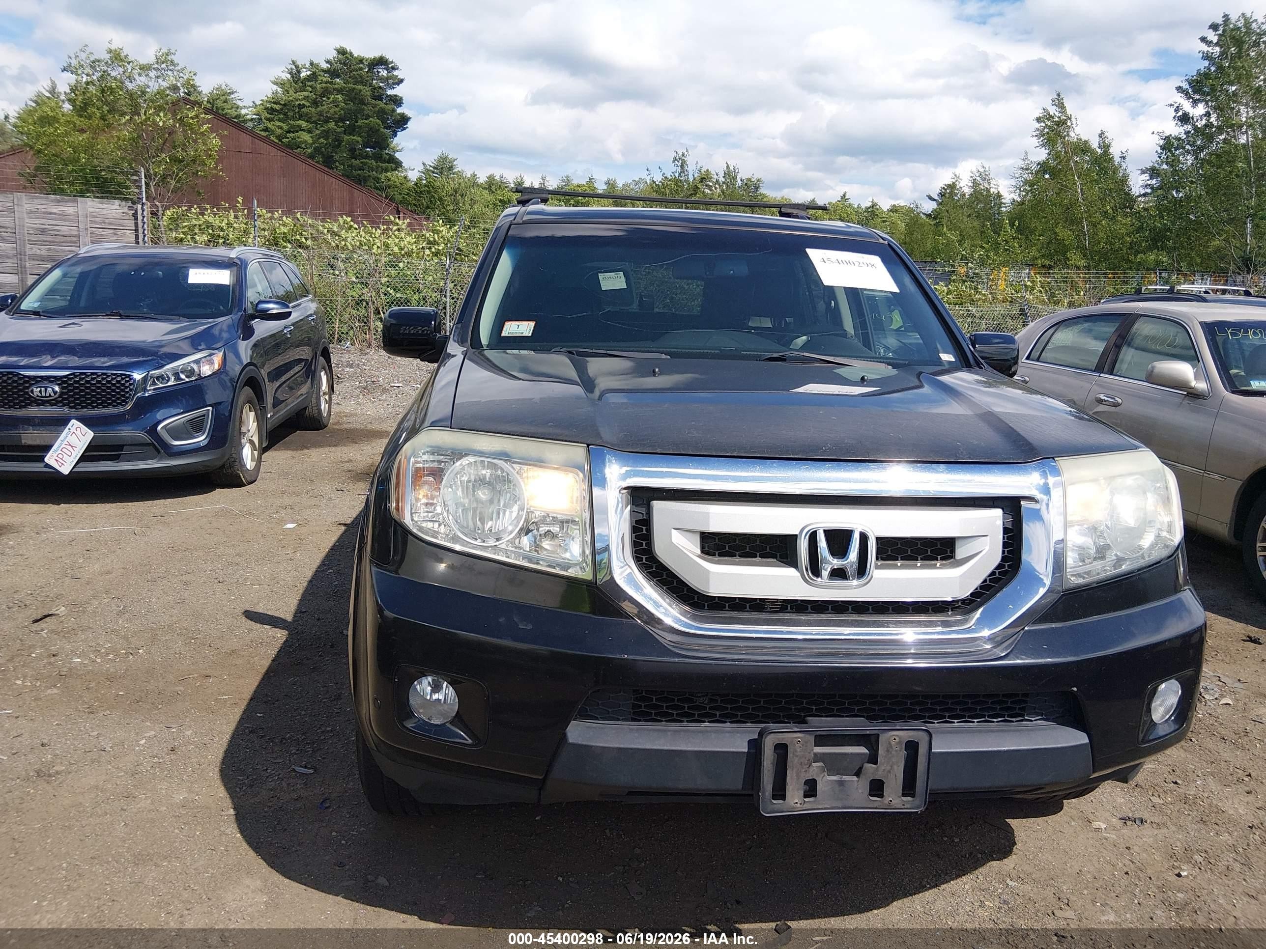 2010 Honda Pilot Touring Black vin: 5FNYF4H94AB011193