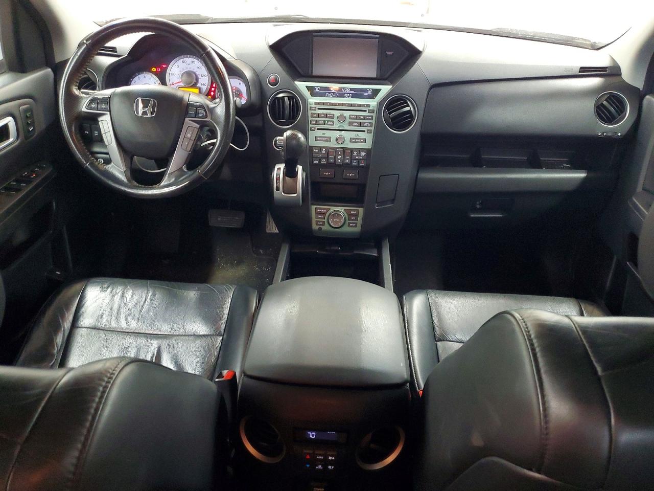 2011 Honda Pilot Touring Silver vin: 5FNYF4H94BB087868