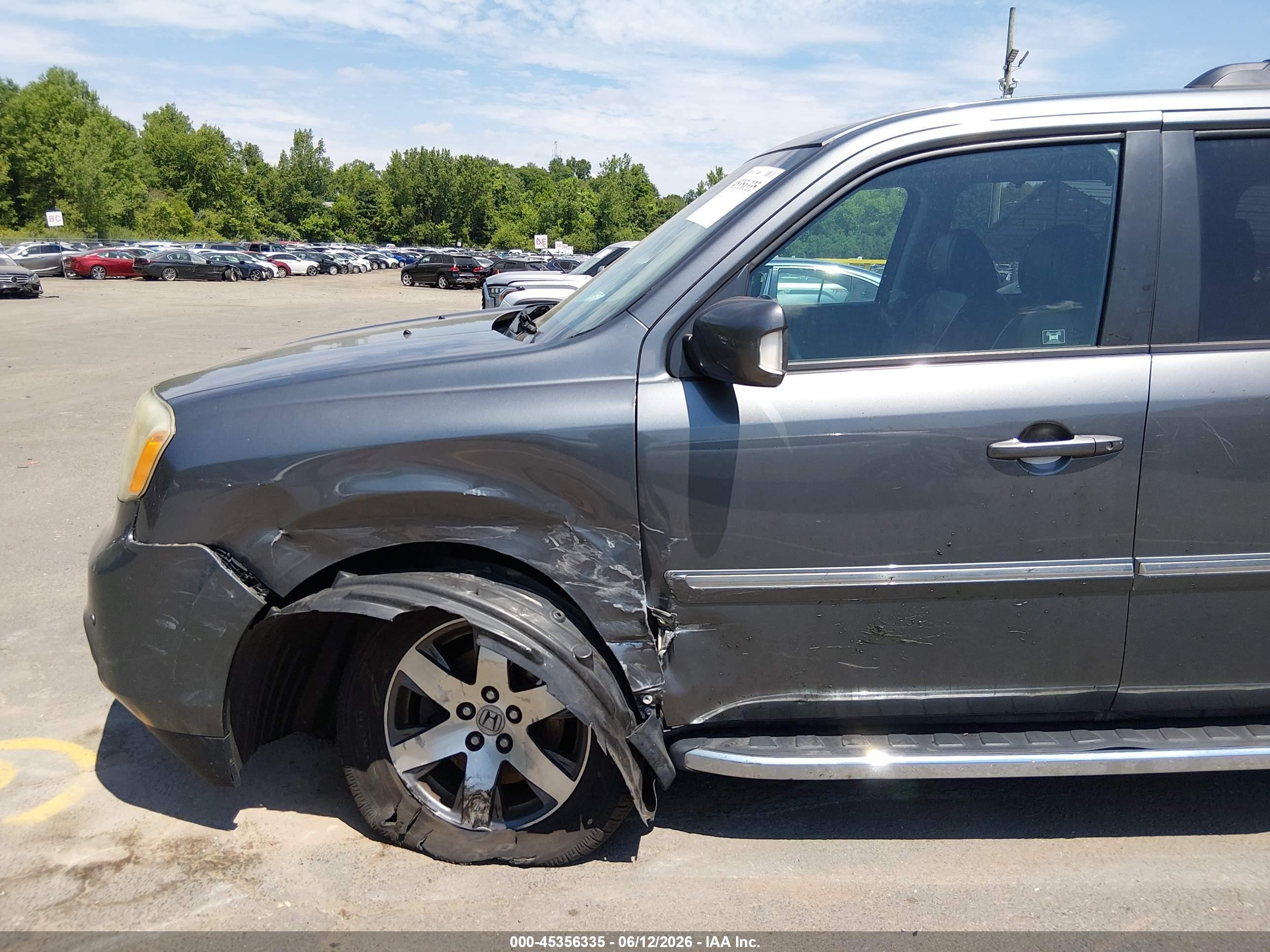 2012 Honda Pilot Touring Gray vin: 5FNYF4H94CB010953