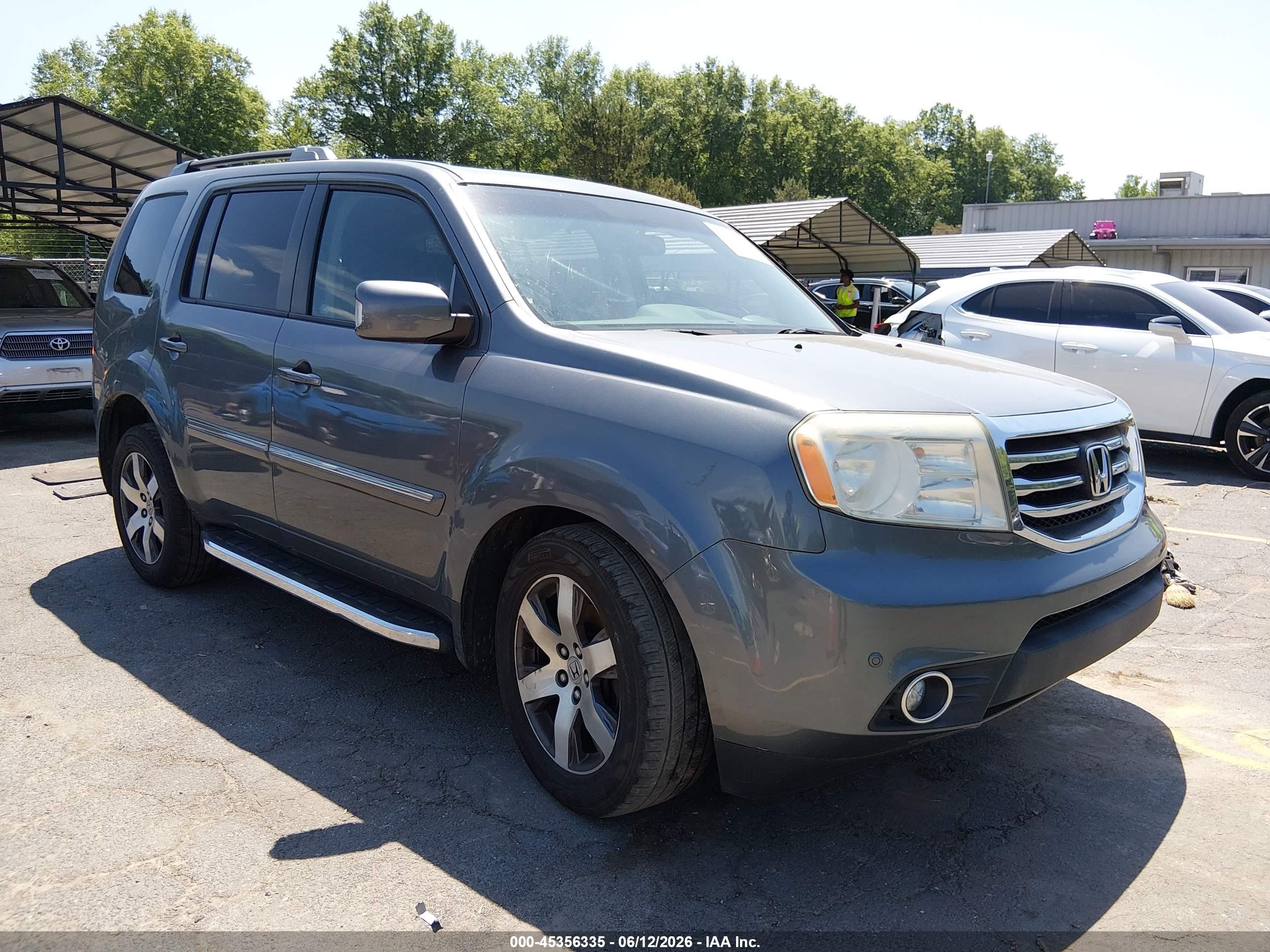 2012 Honda Pilot Touring Gray vin: 5FNYF4H94CB010953