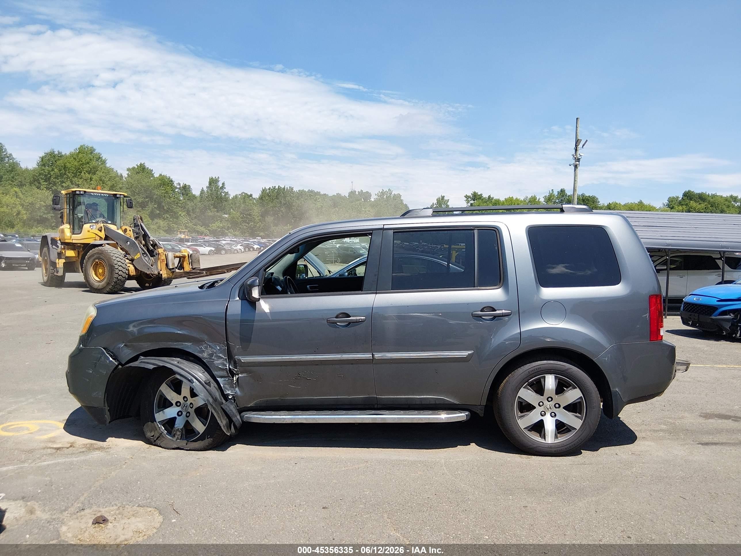 2012 Honda Pilot Touring Gray vin: 5FNYF4H94CB010953