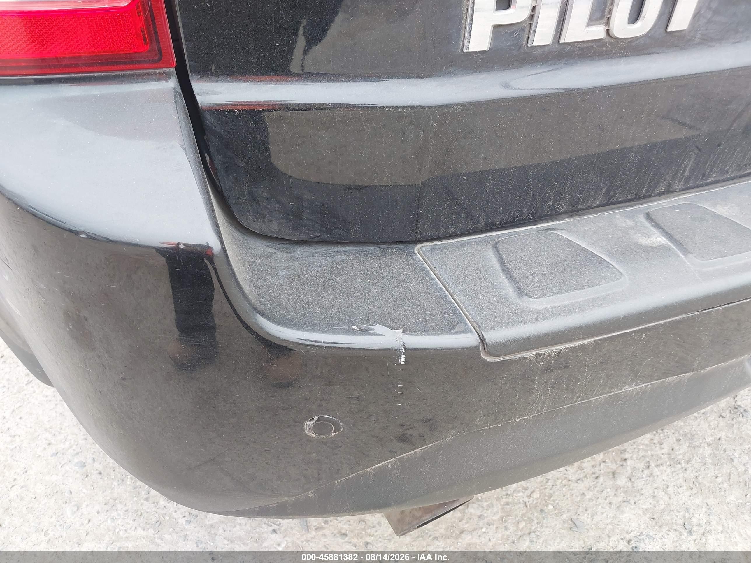 2013 Honda Pilot Touring Черный vin: 5FNYF4H94DB053562